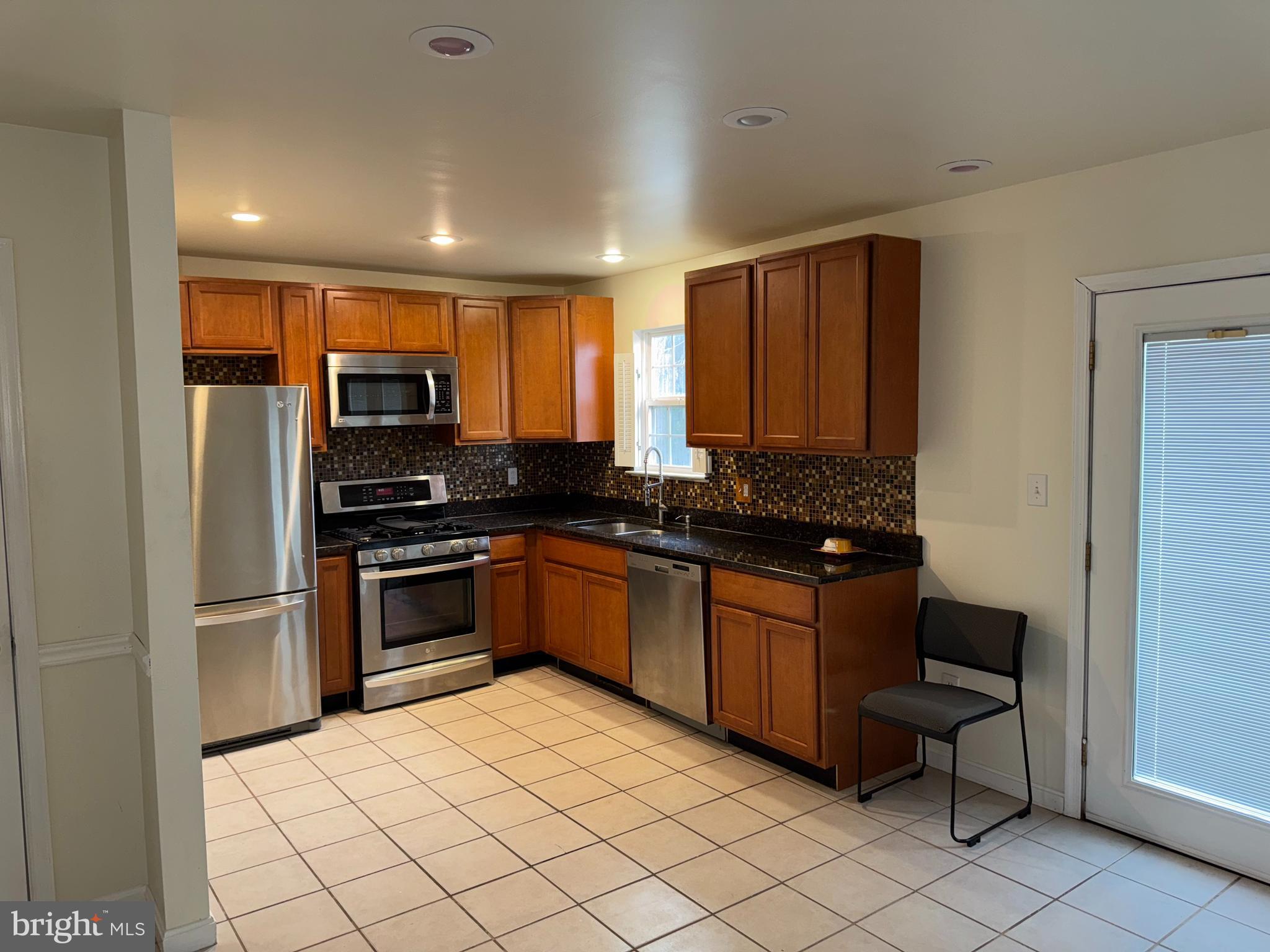 SUNNYSIDE VILLAGE - Residential