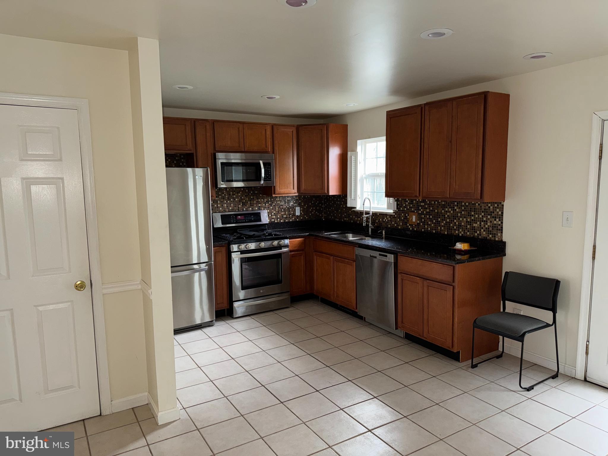 SUNNYSIDE VILLAGE - Residential