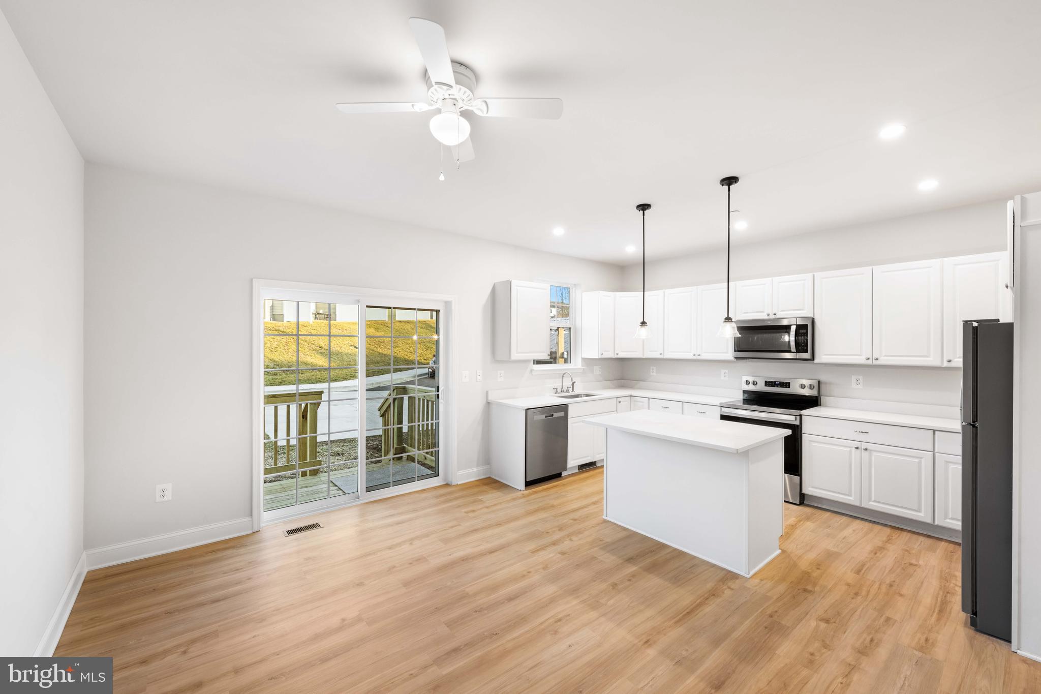 HAGERSTOWN - Residential
