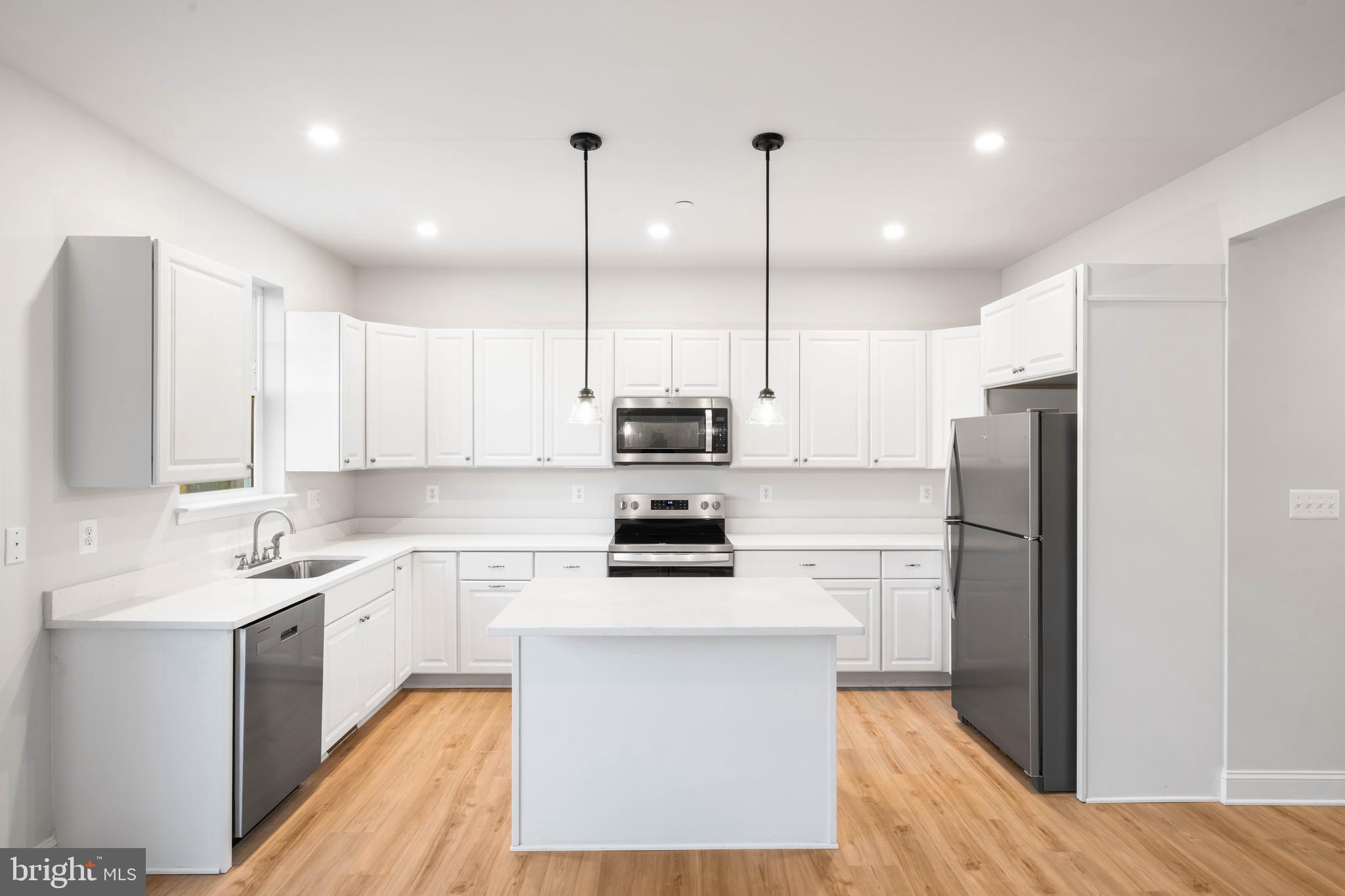 HAGERSTOWN - Residential