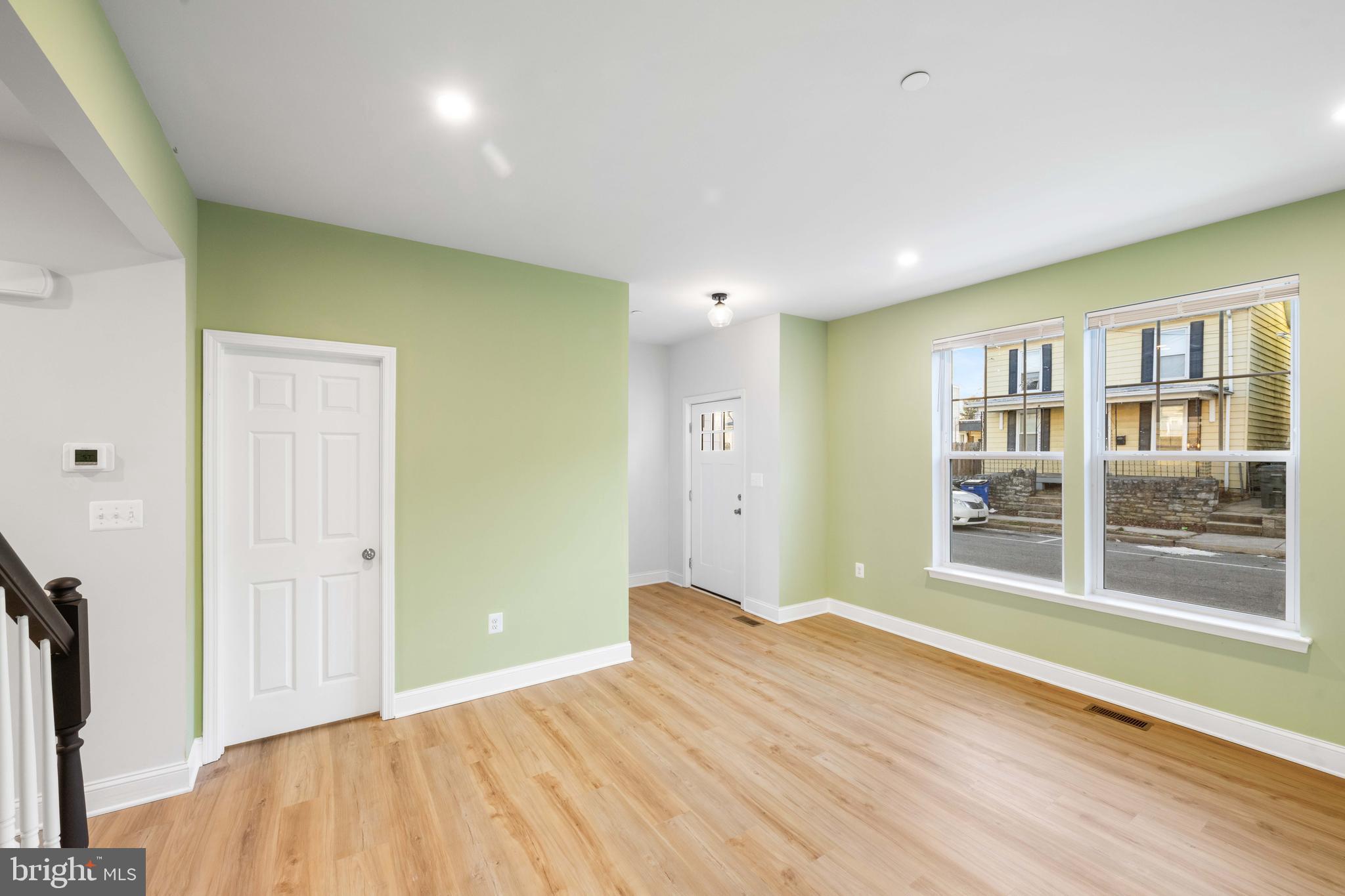 HAGERSTOWN - Residential