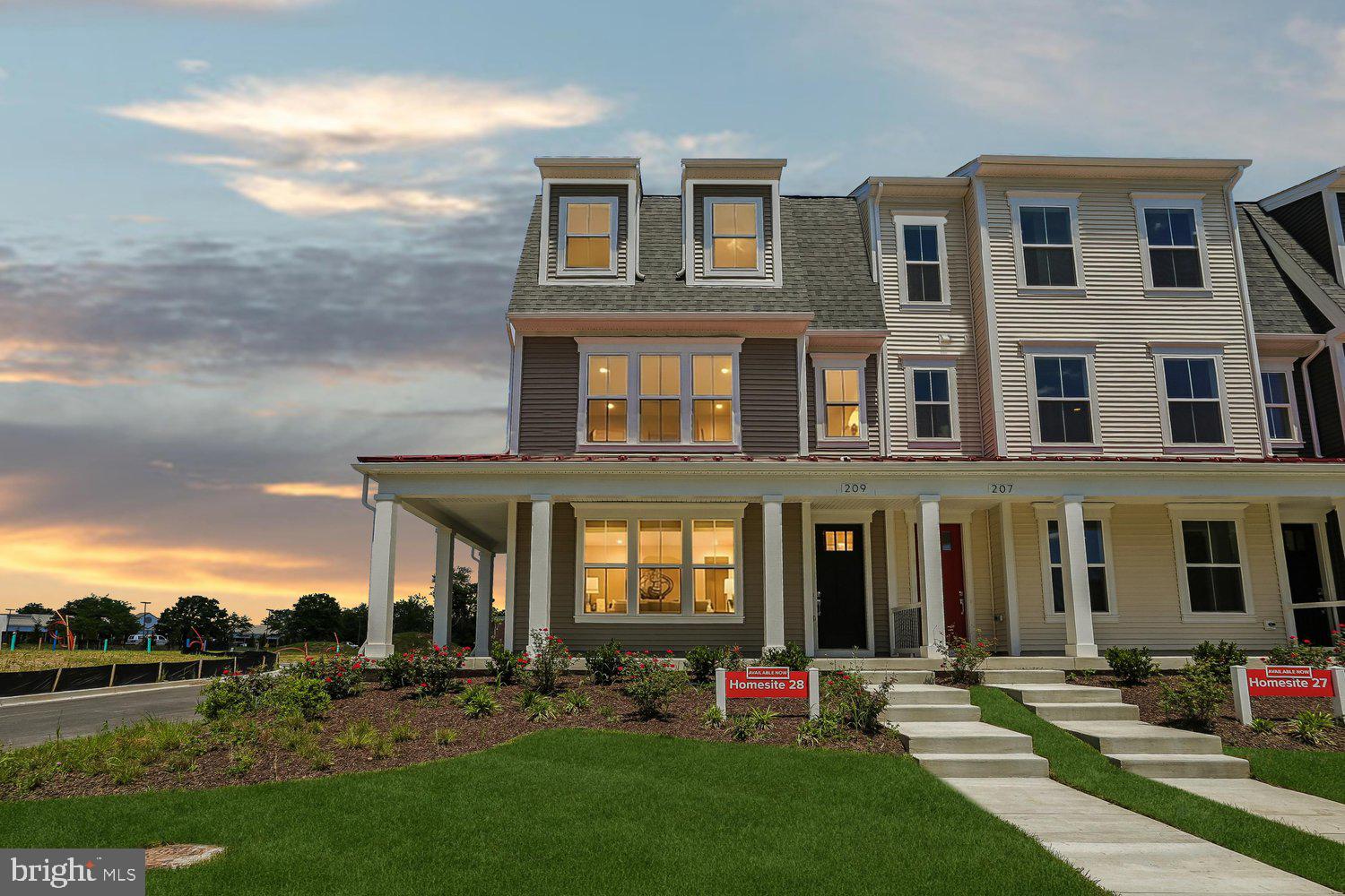 POOLESVILLE - Residential