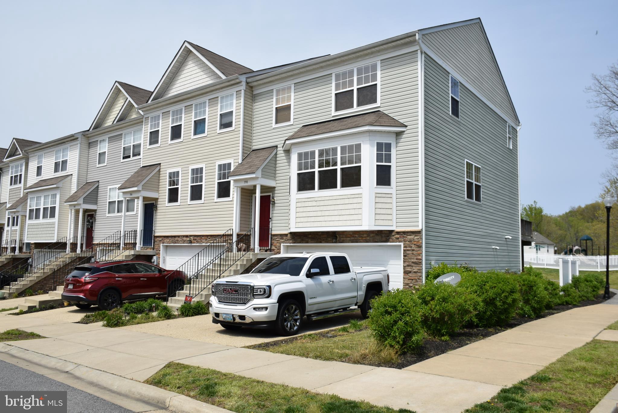 OAK TREE LANDING - Residential Lease