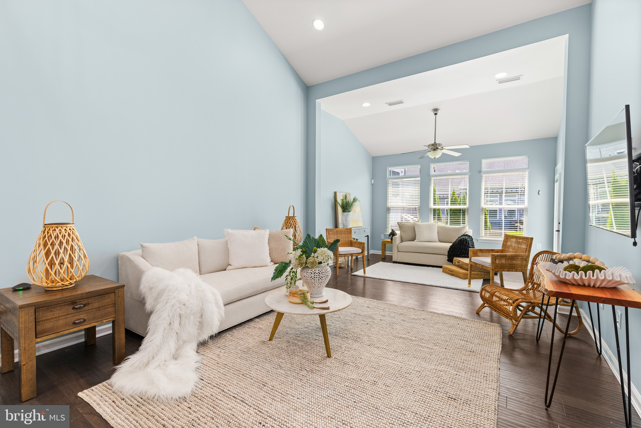 COASTAL CLUB - Residential