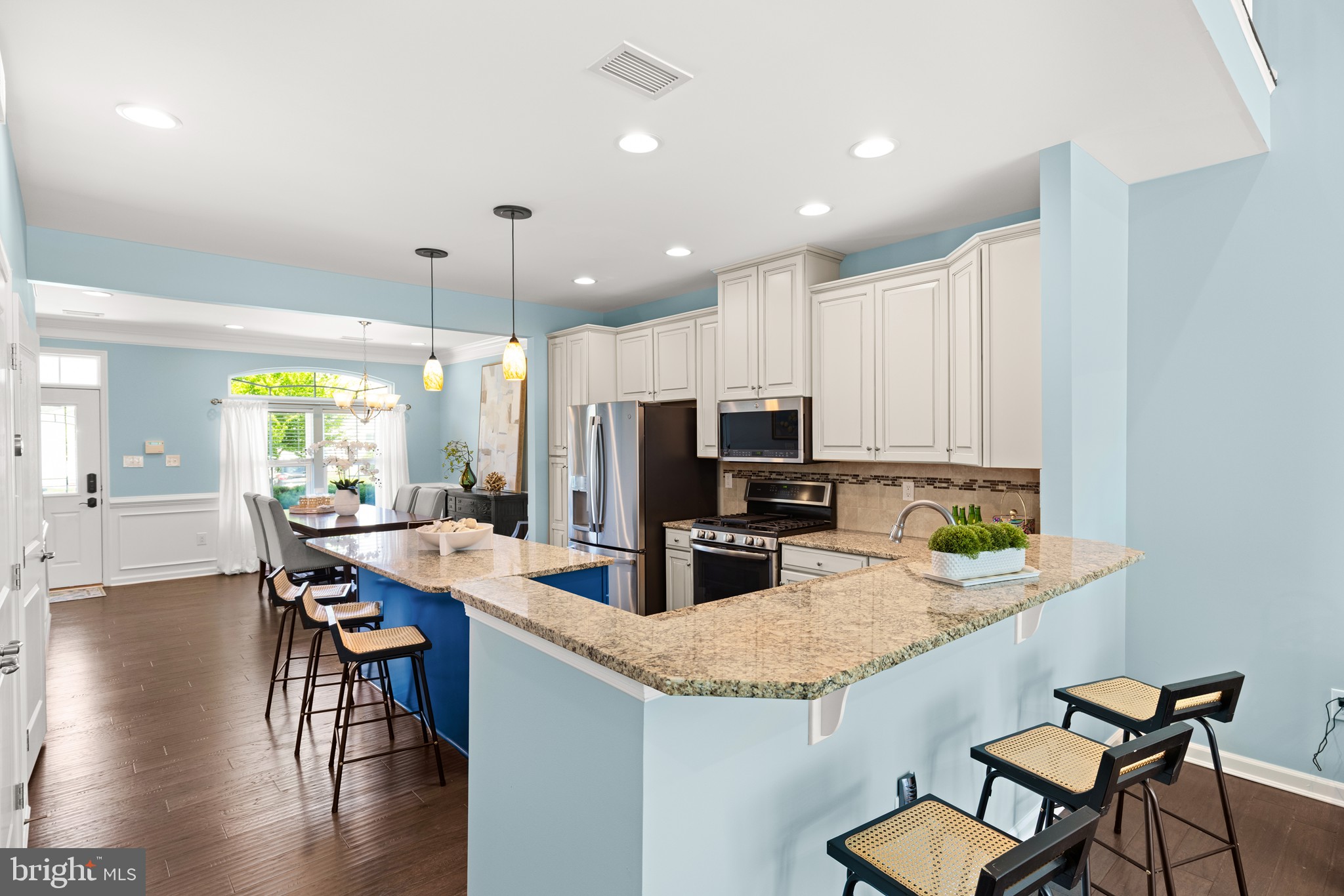 COASTAL CLUB - Residential