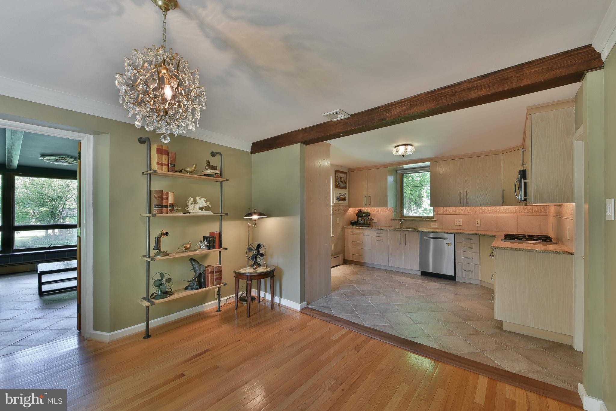 HUNTINGDON VALLEY - Residential