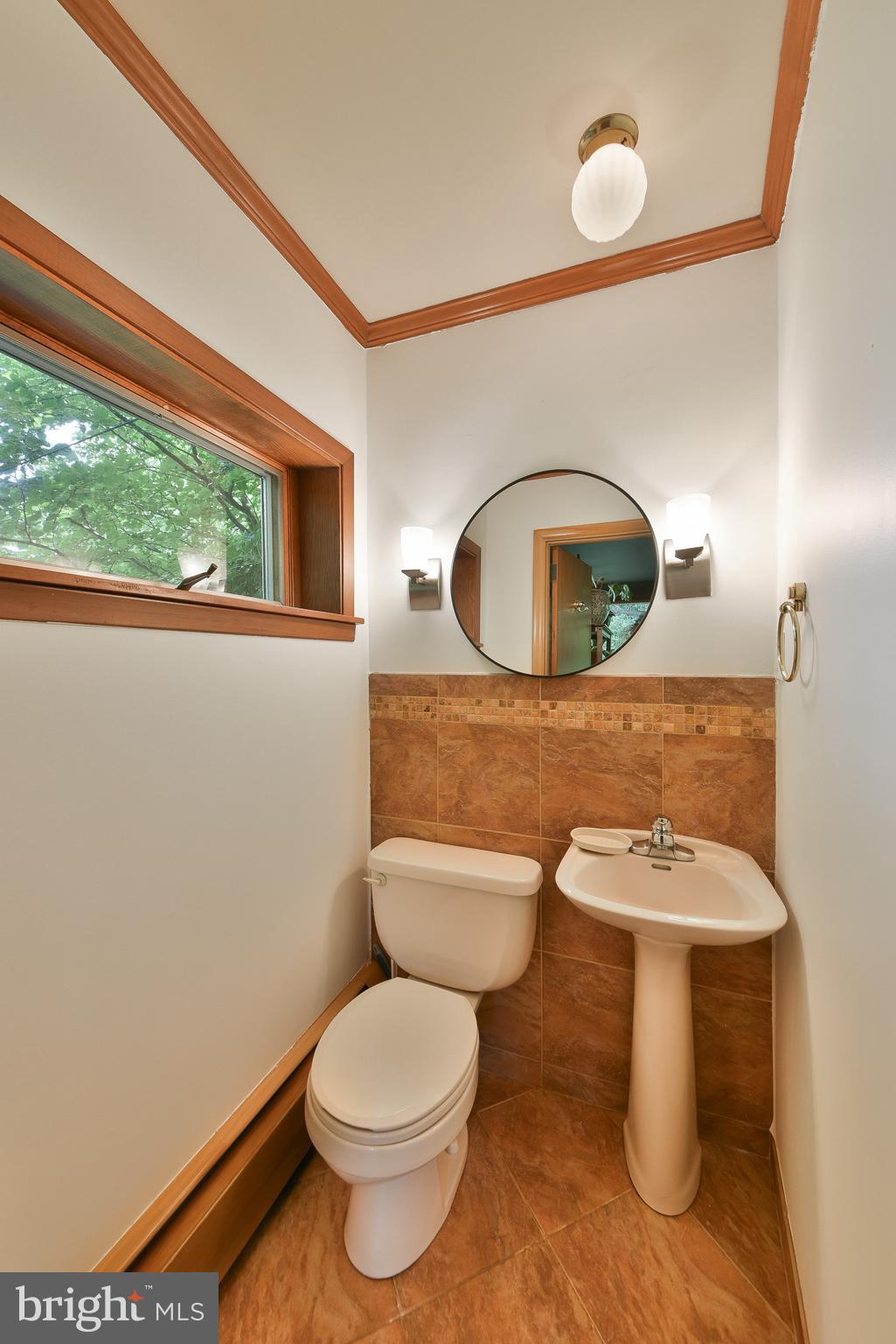 HUNTINGDON VALLEY - Residential