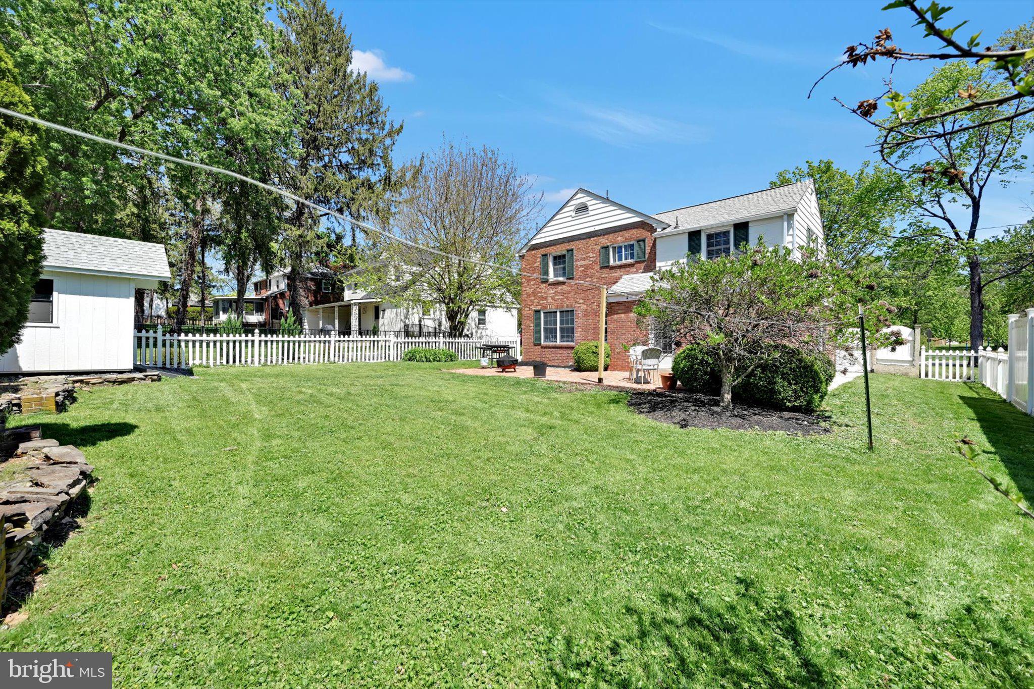 BEVERLY PARK - Residential