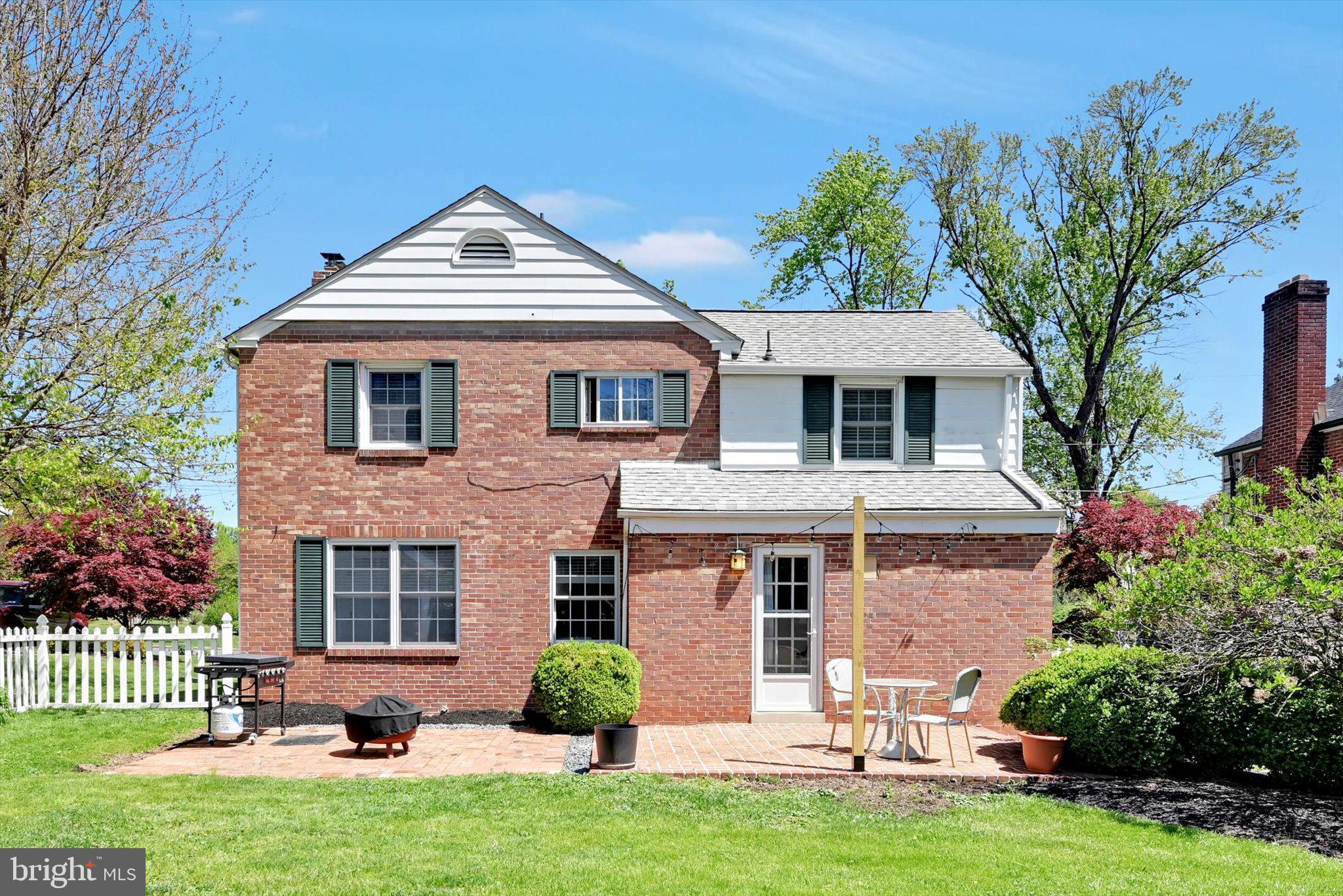 BEVERLY PARK - Residential