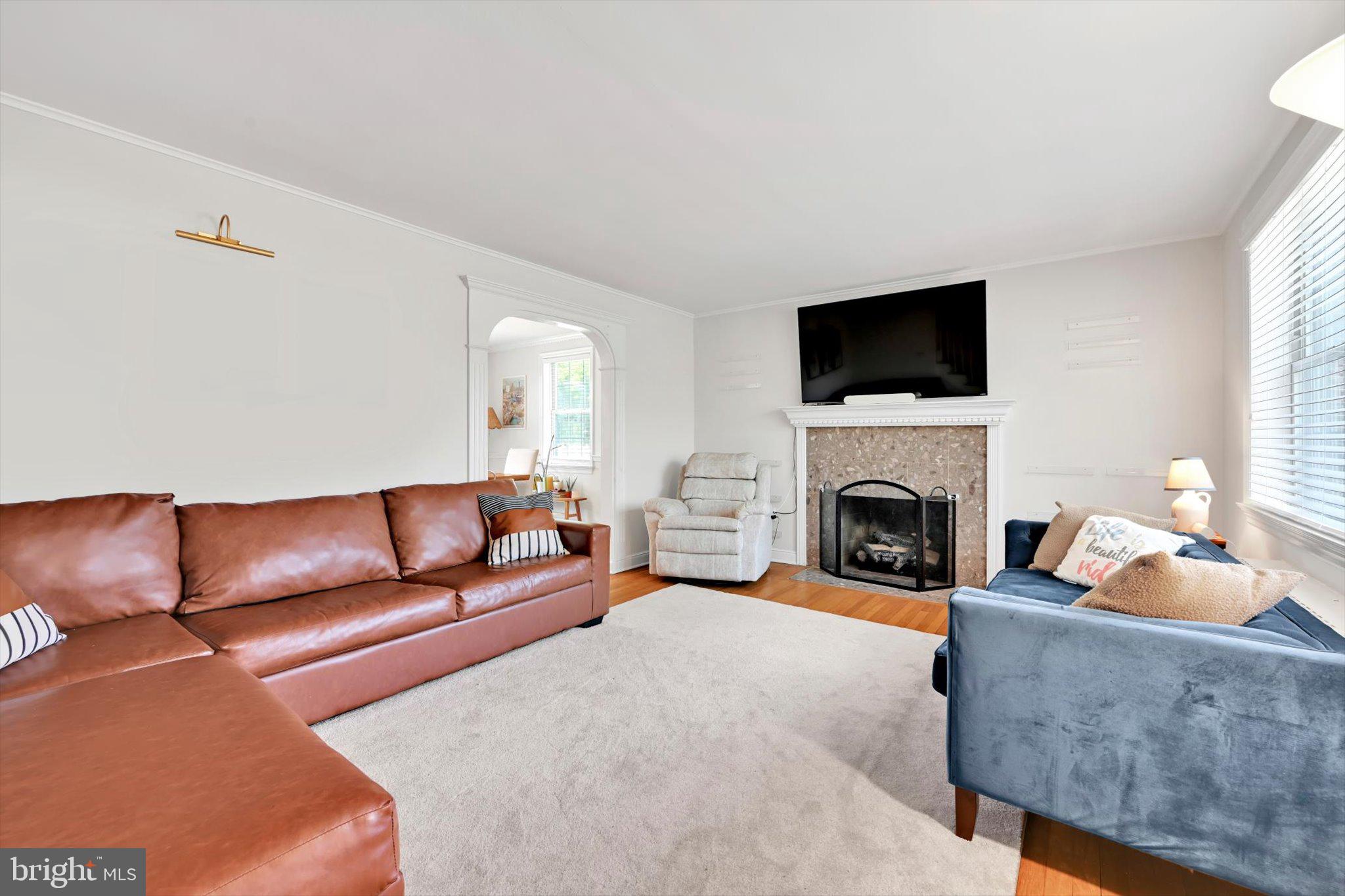 BEVERLY PARK - Residential