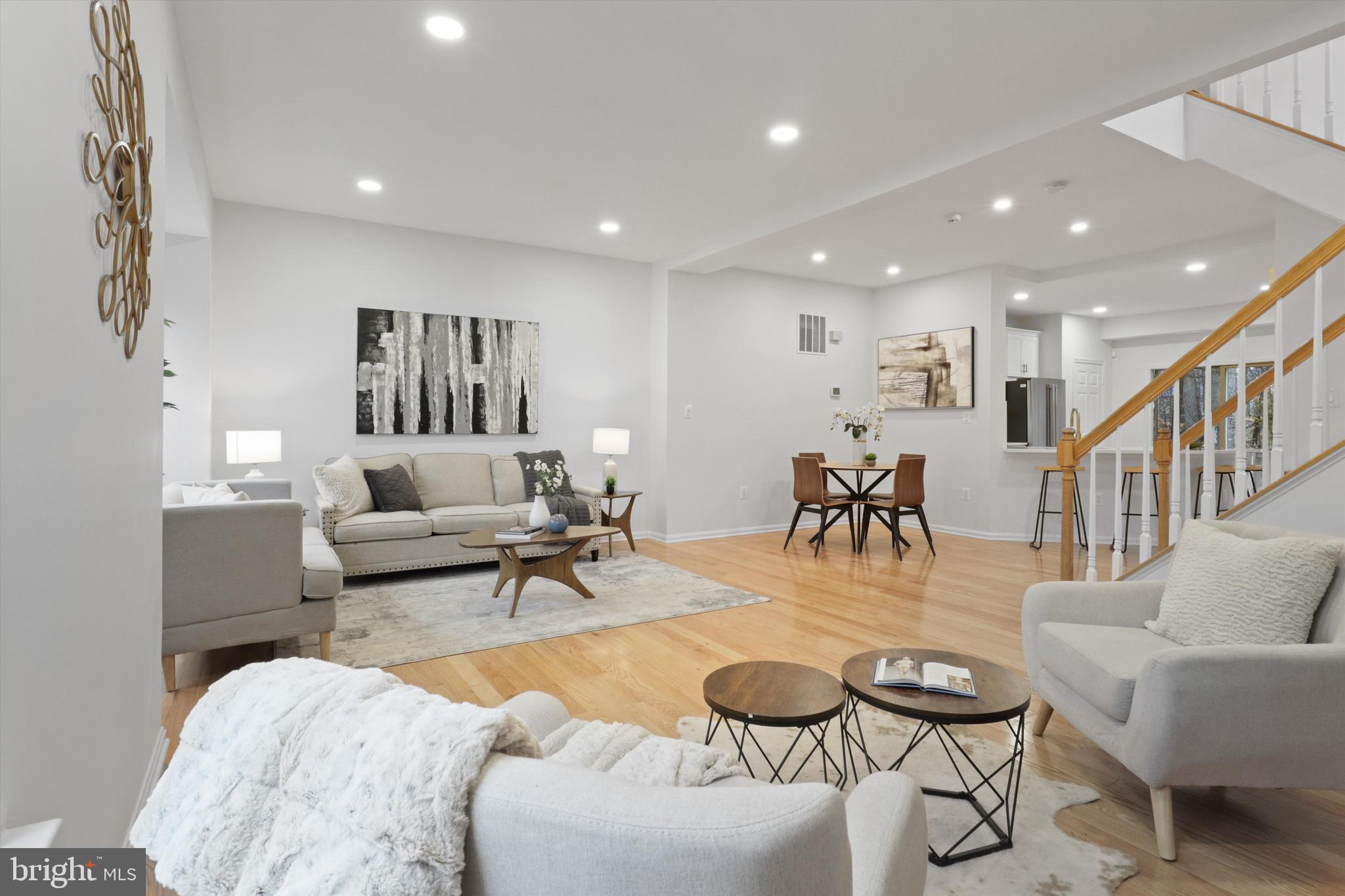 SHADOWBROOK - Residential