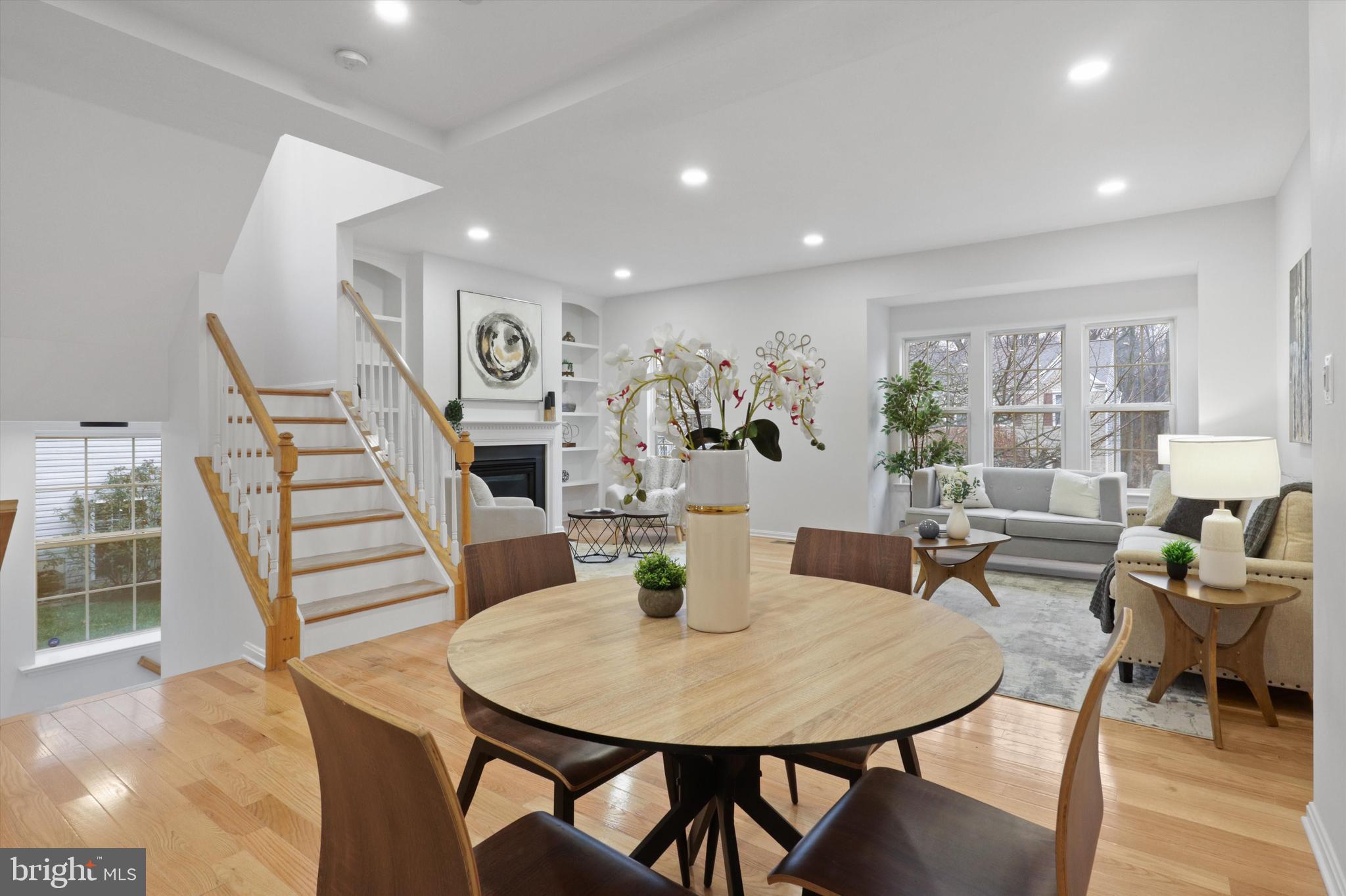 SHADOWBROOK - Residential