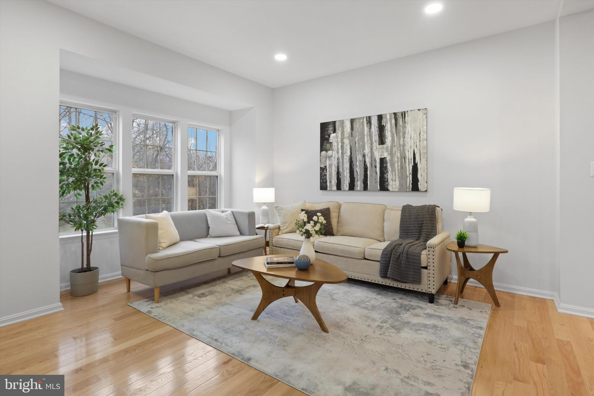 SHADOWBROOK - Residential