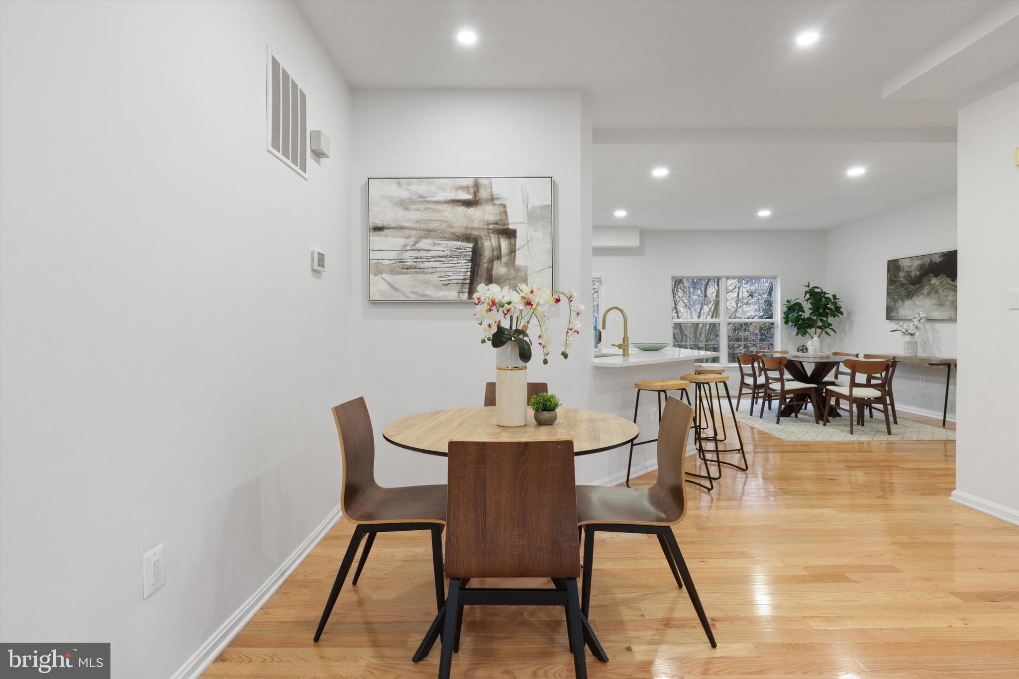 SHADOWBROOK - Residential