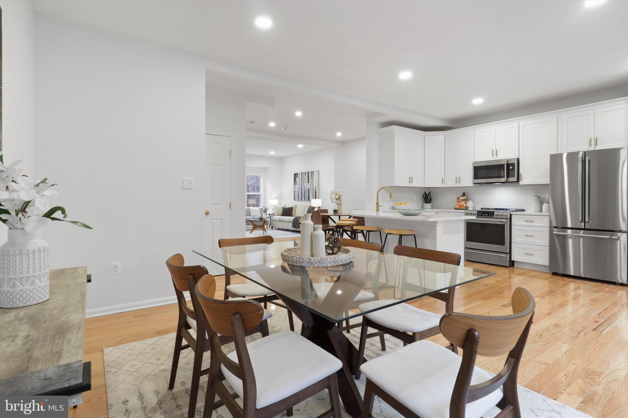 SHADOWBROOK - Residential