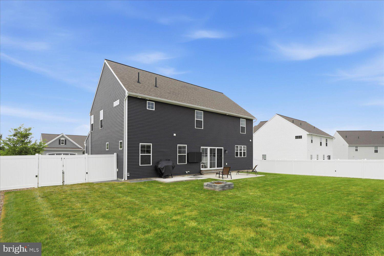 MEADOWS @ BACHMAN RUN - Residential