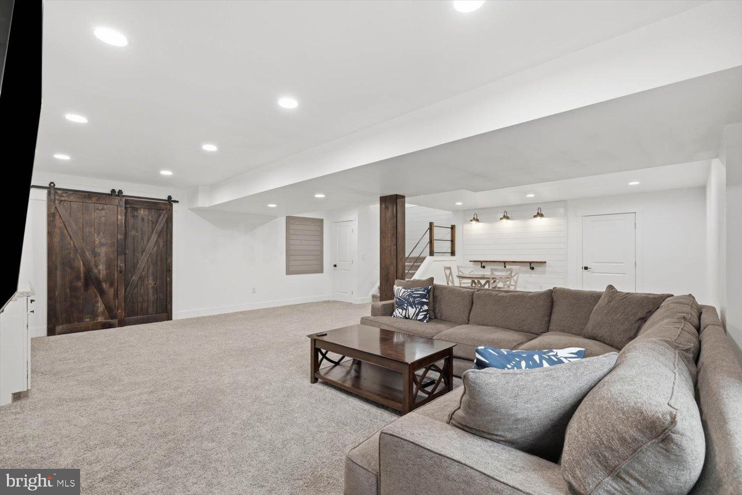 MEADOWS @ BACHMAN RUN - Residential