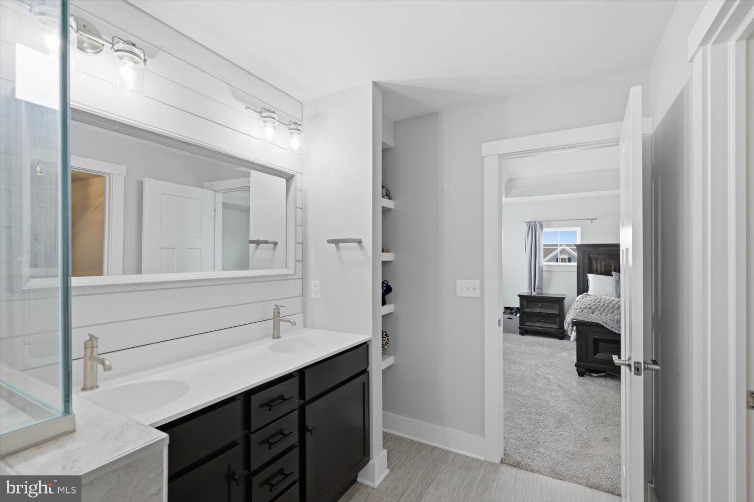 MEADOWS @ BACHMAN RUN - Residential