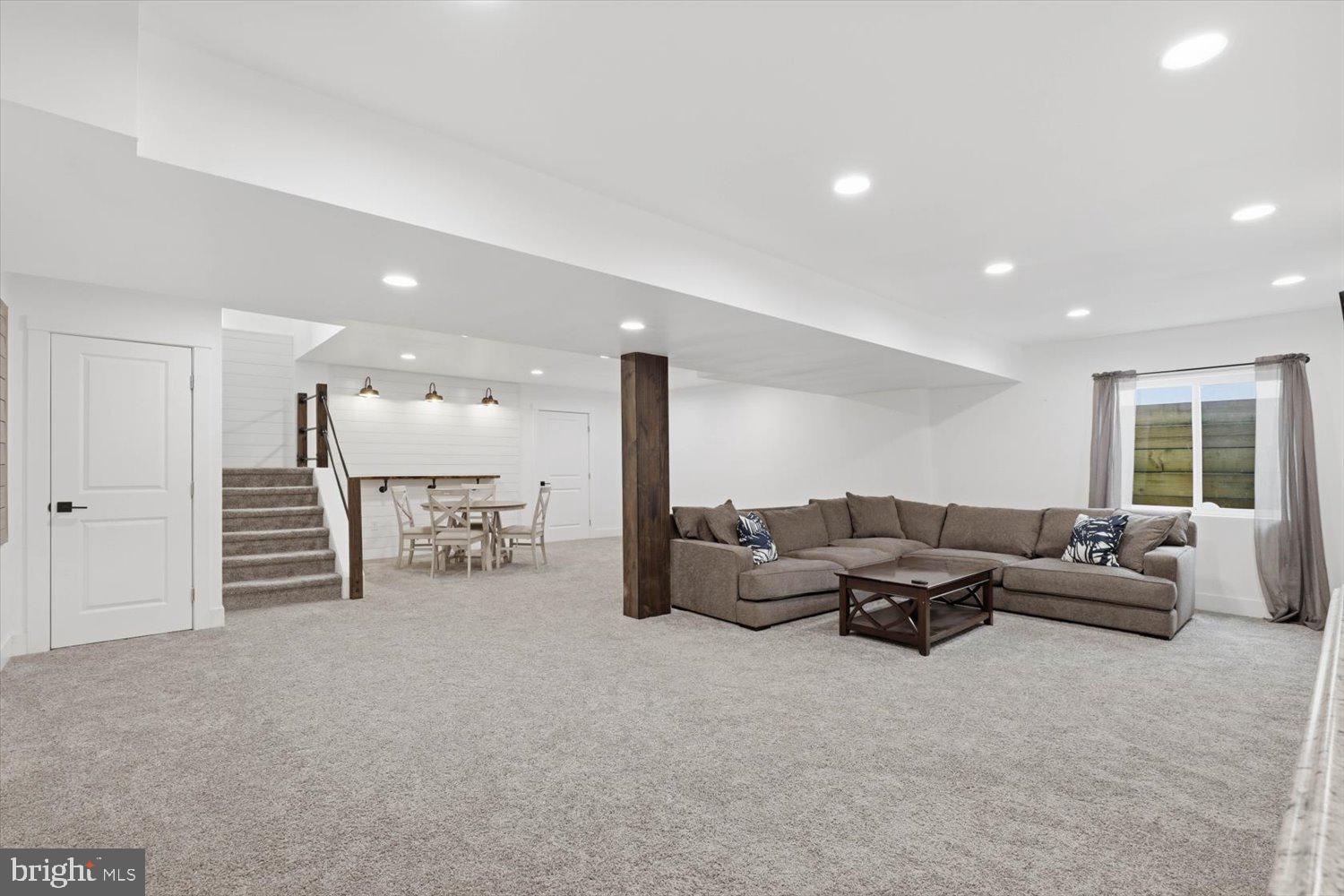 MEADOWS @ BACHMAN RUN - Residential
