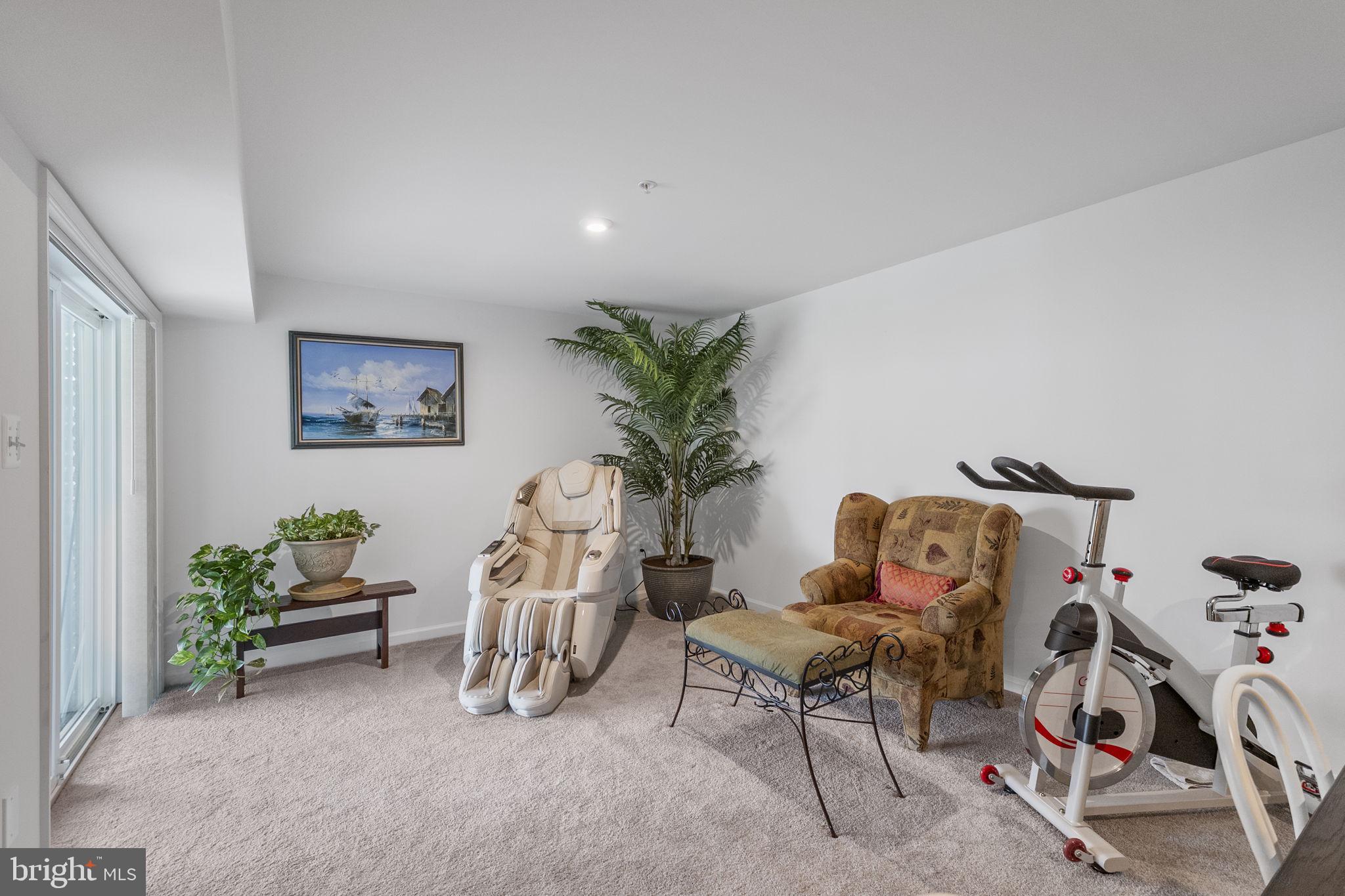 TALLYN RIDGE - Residential