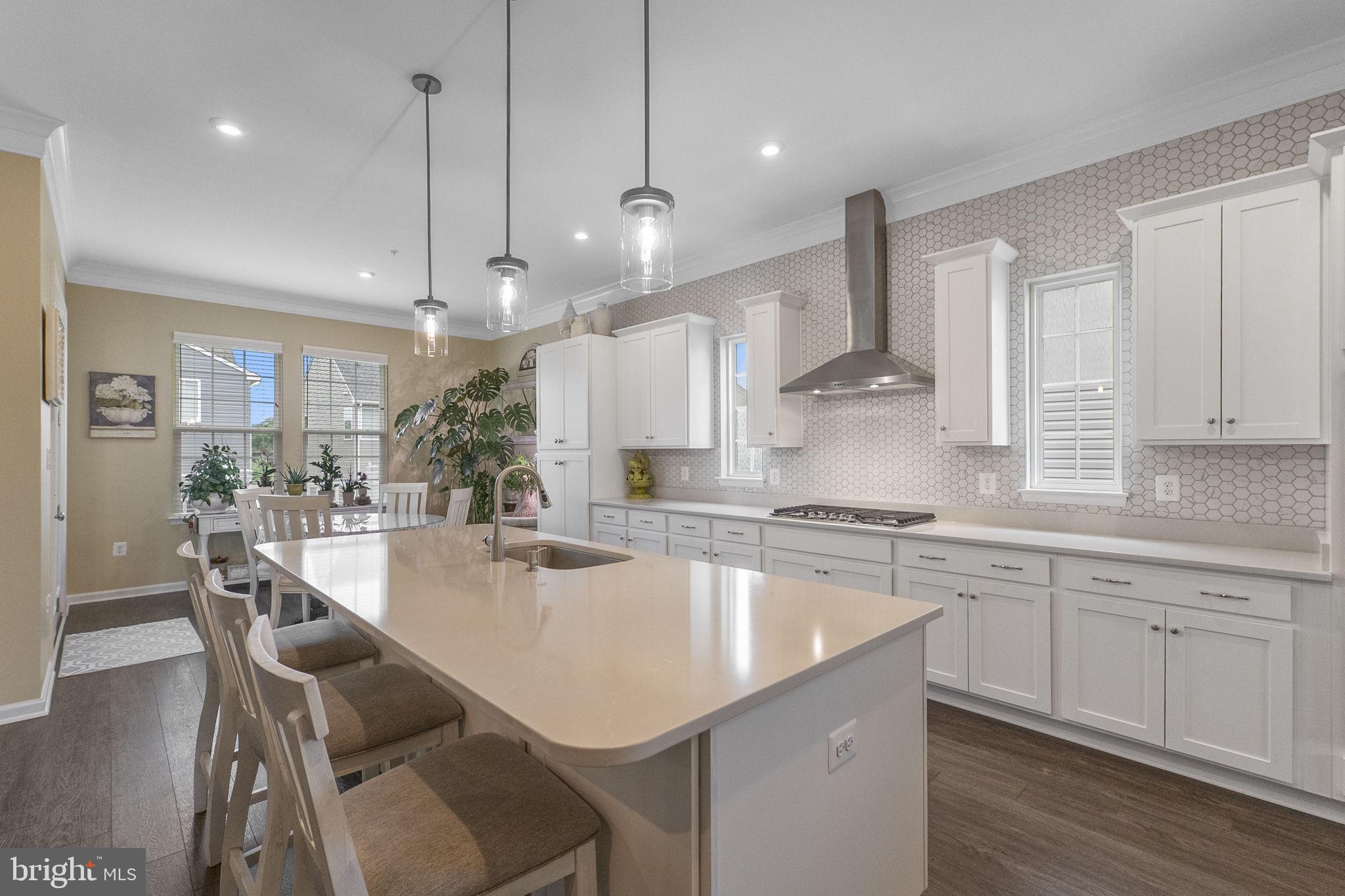 TALLYN RIDGE - Residential