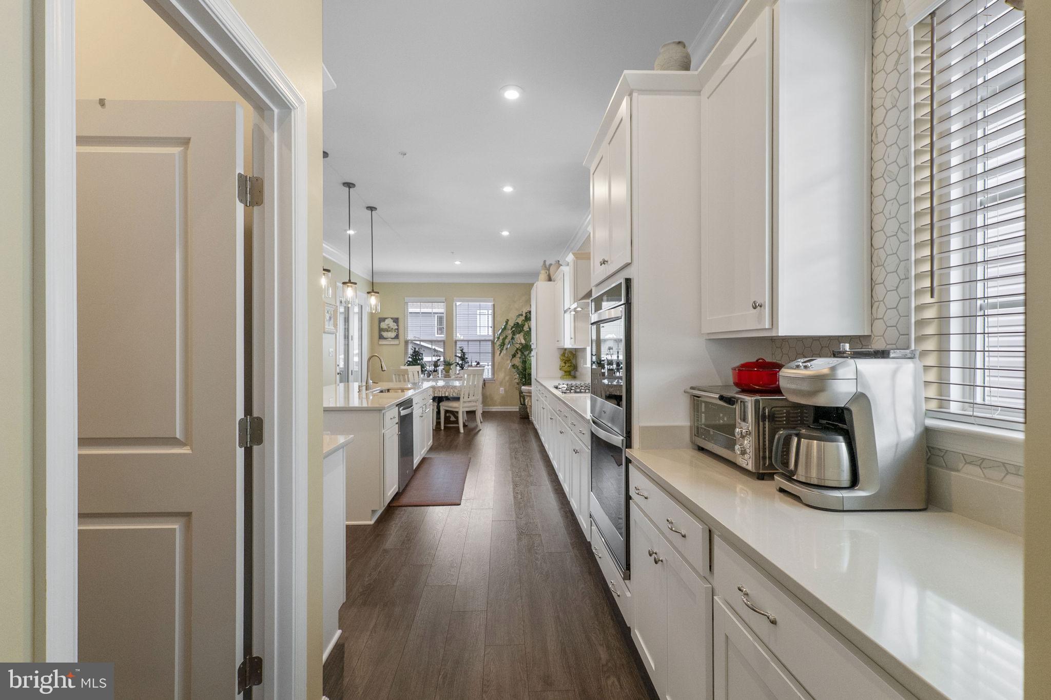 TALLYN RIDGE - Residential