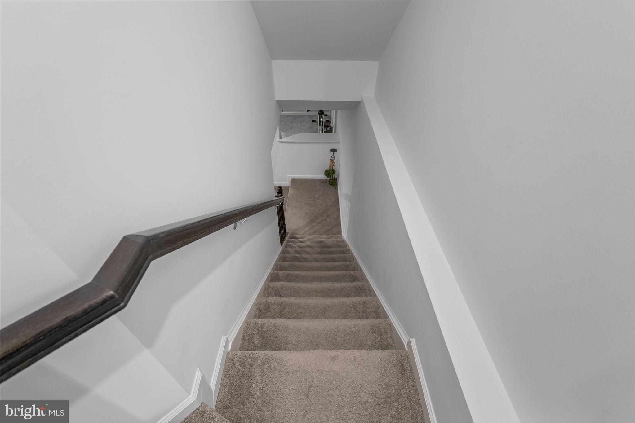 TALLYN RIDGE - Residential