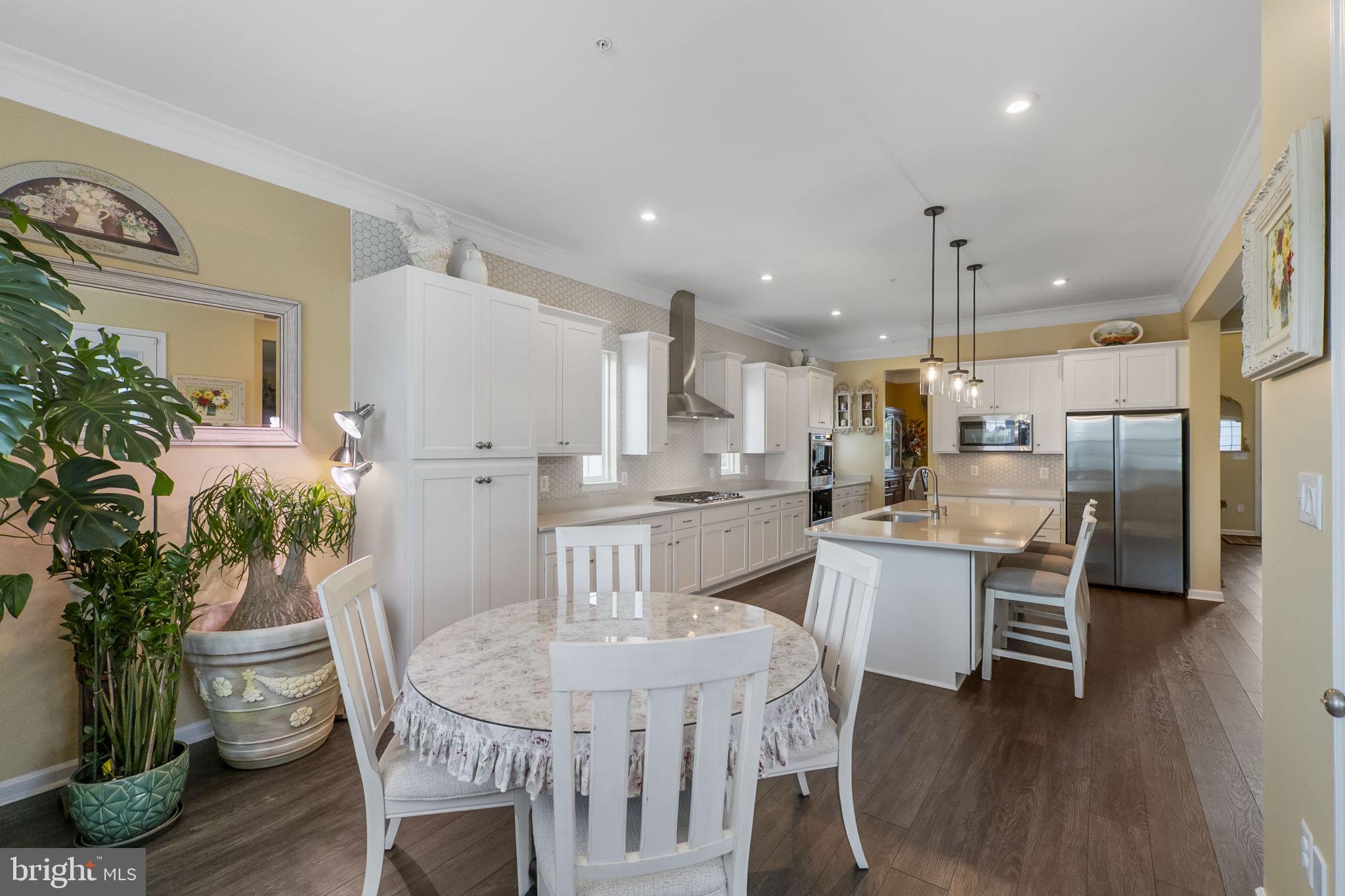 TALLYN RIDGE - Residential
