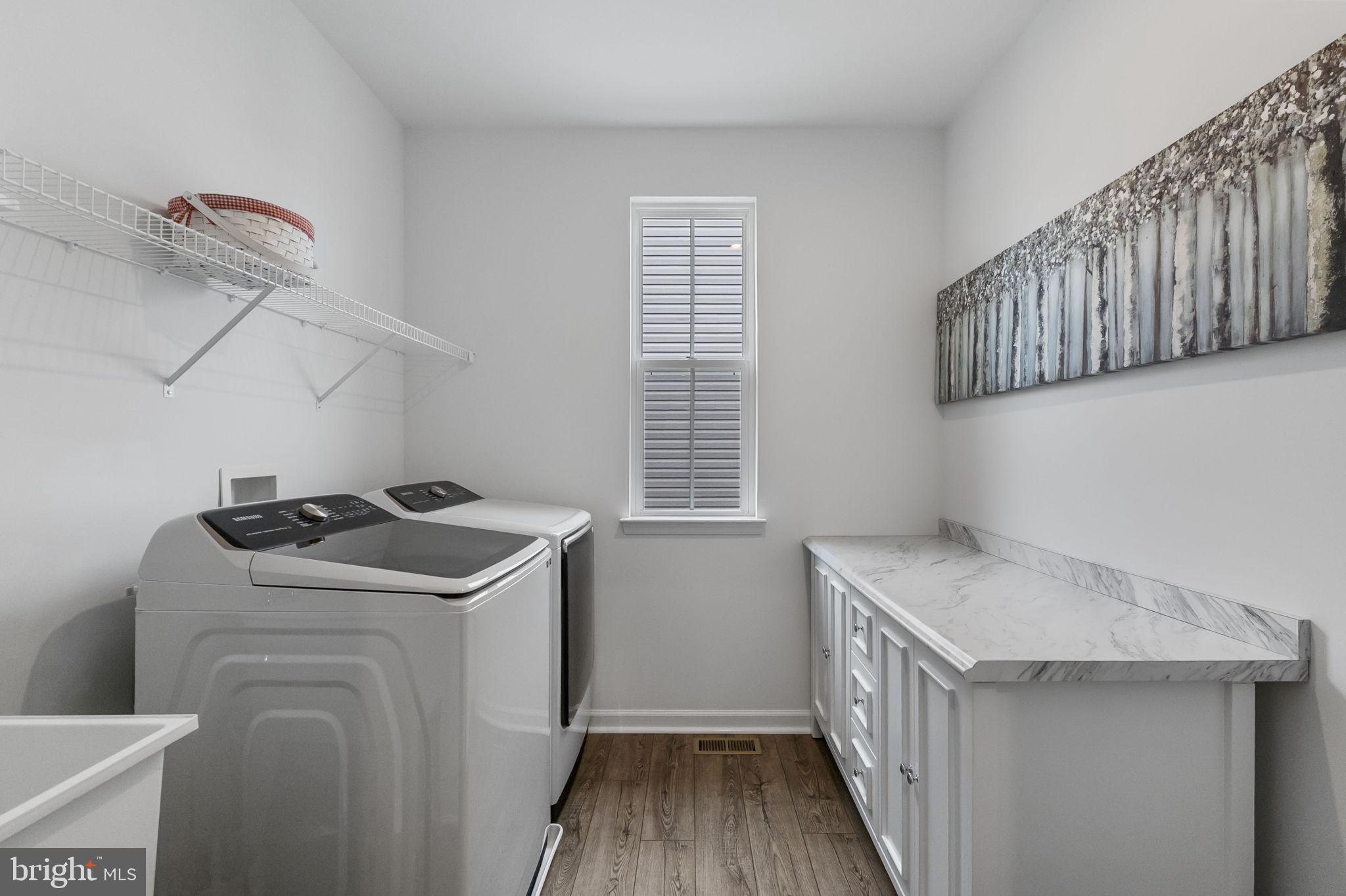 TALLYN RIDGE - Residential