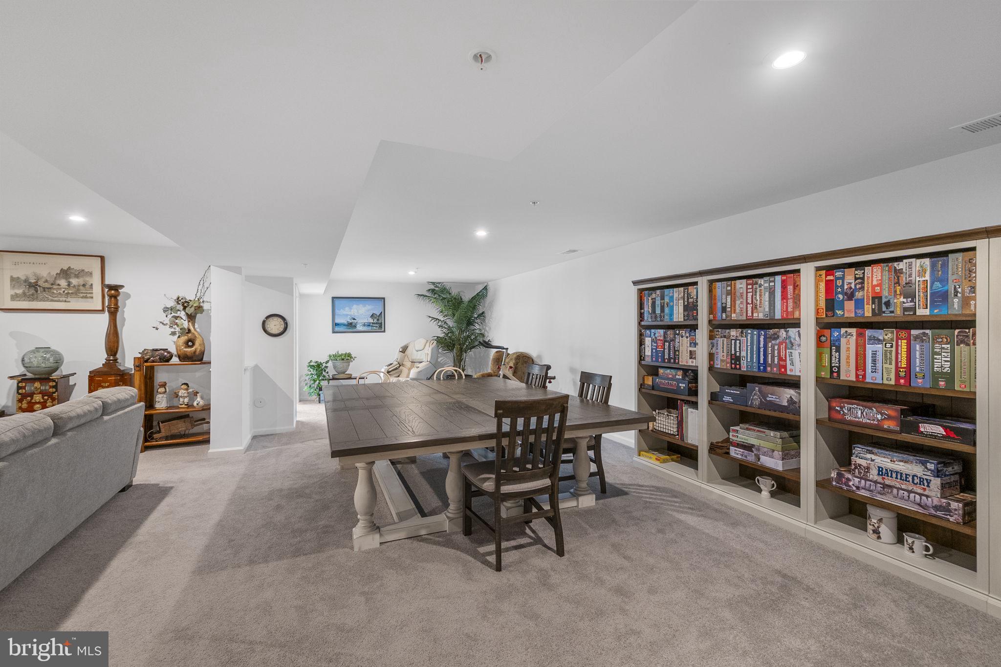 TALLYN RIDGE - Residential