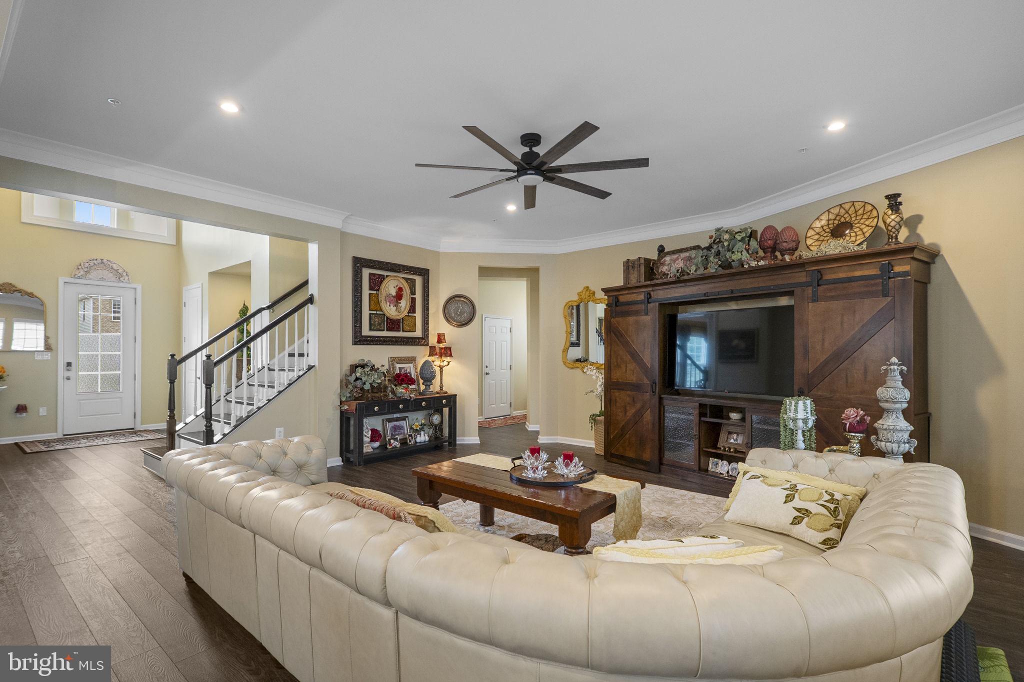 TALLYN RIDGE - Residential