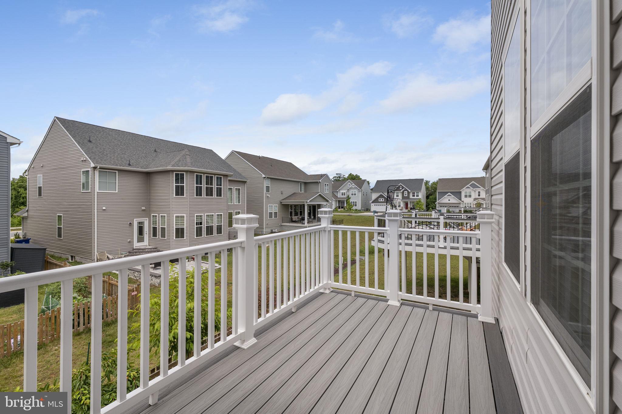 TALLYN RIDGE - Residential