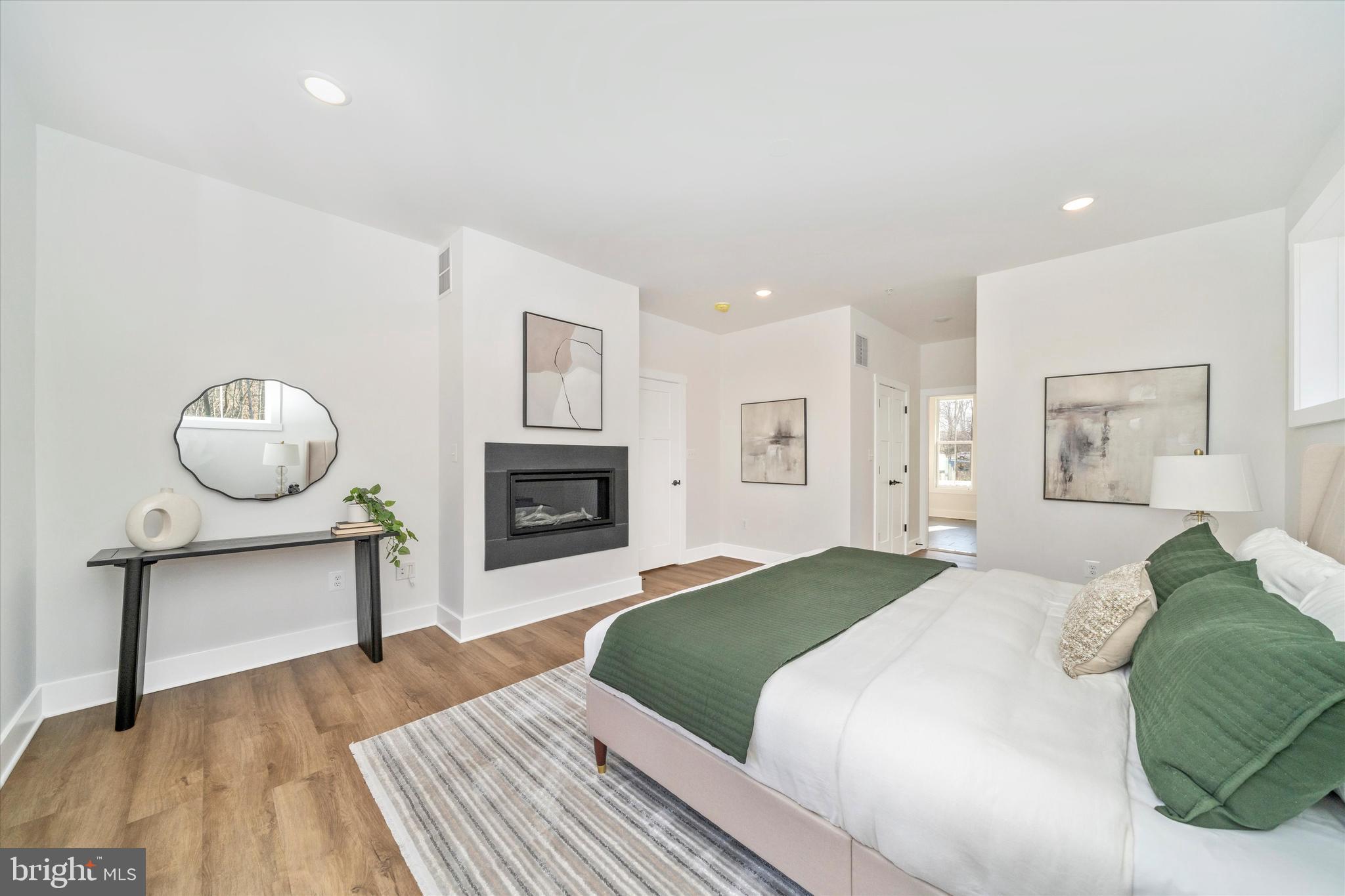 HARWOOD - Residential