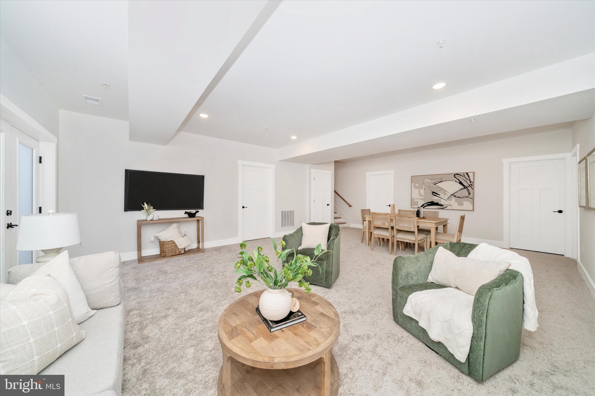HARWOOD - Residential