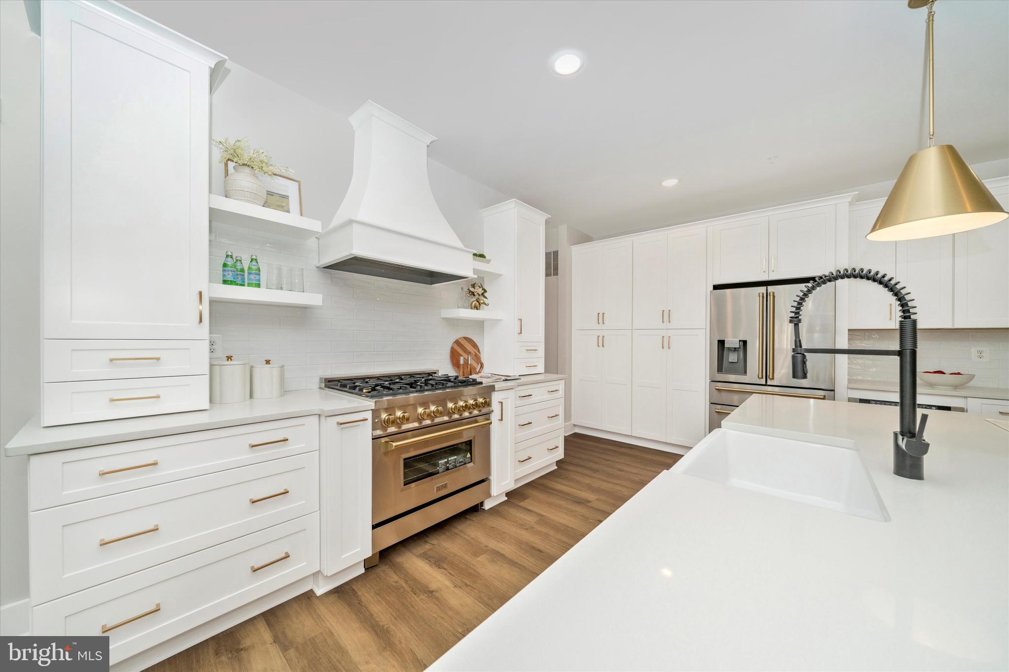 HARWOOD - Residential
