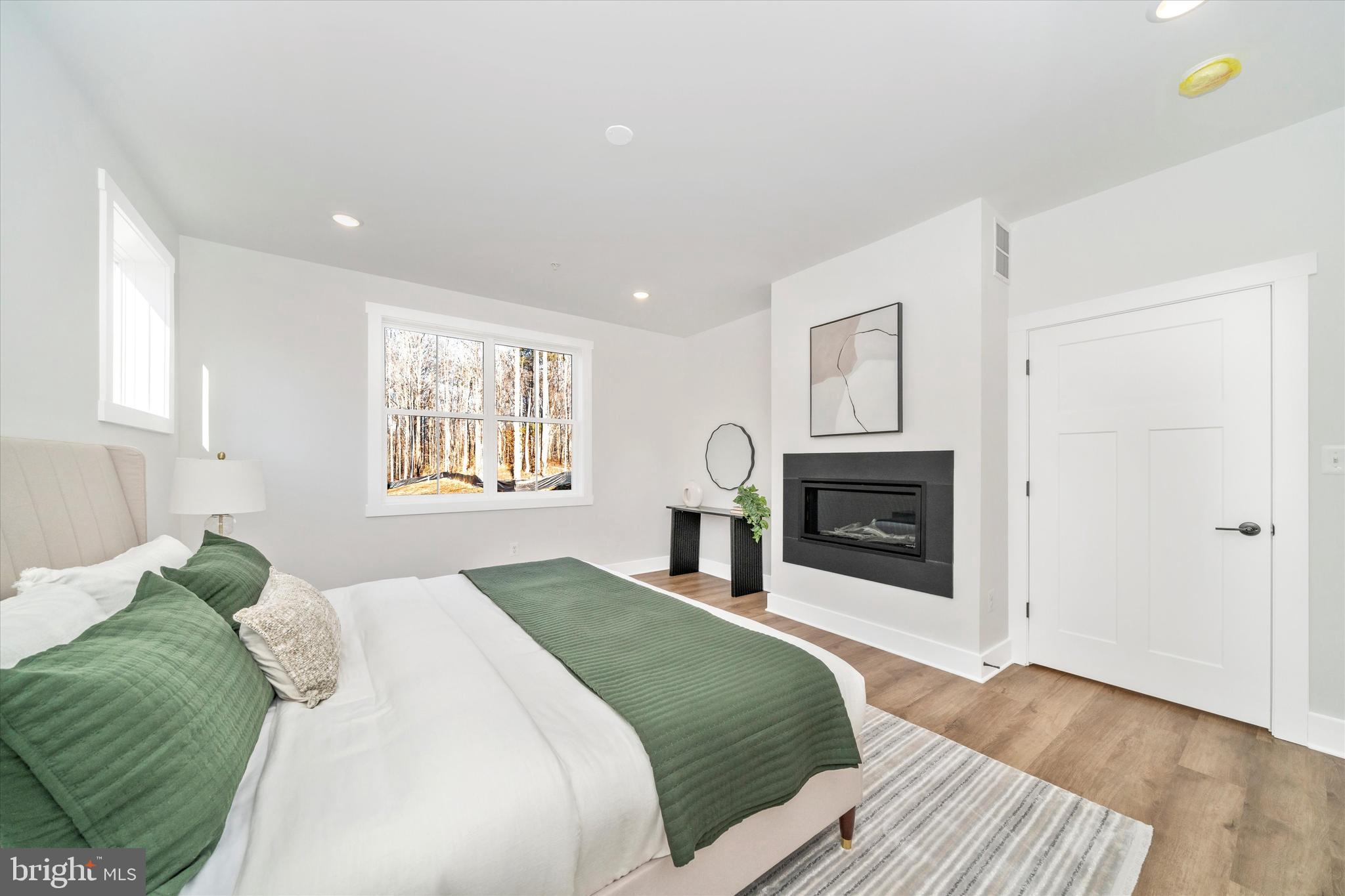 HARWOOD - Residential