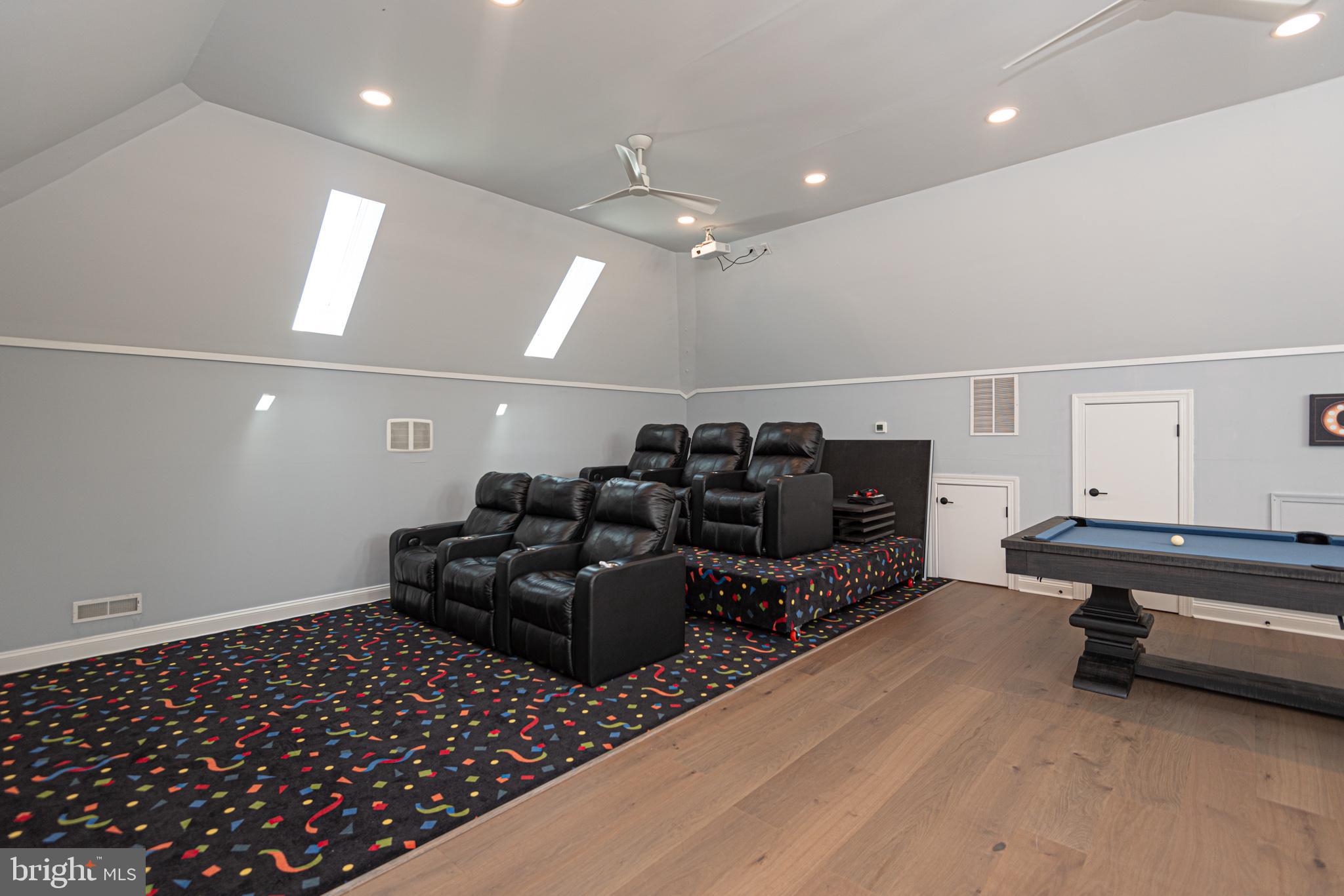 HERON HARBOUR - Residential
