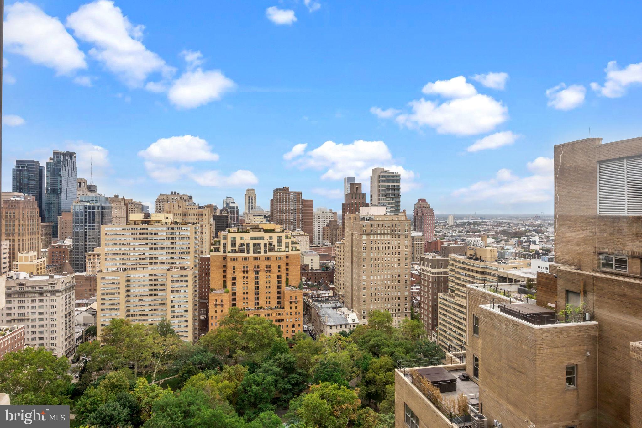 RITTENHOUSE SQUARE - Residential