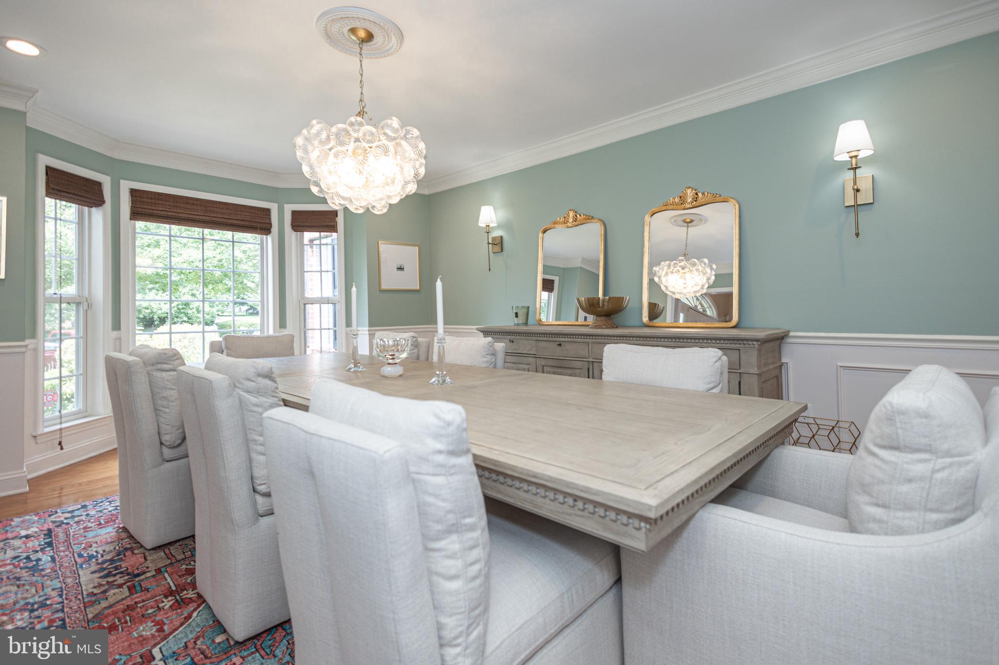 LONGSHORE ESTS - Residential