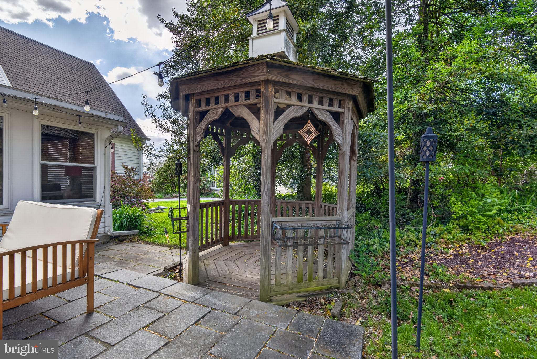 MILLERSVILLE - Residential