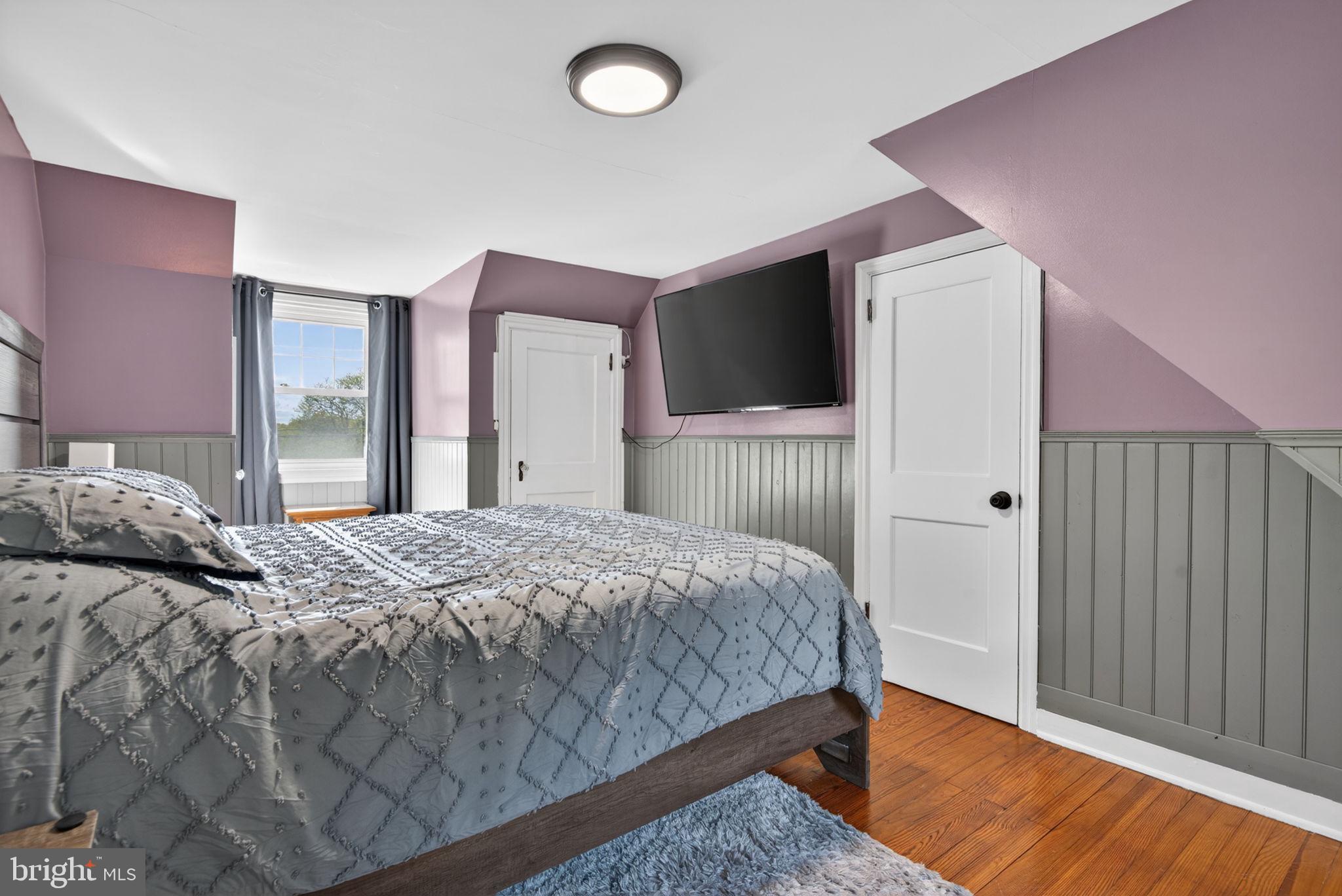 MILLERSVILLE - Residential