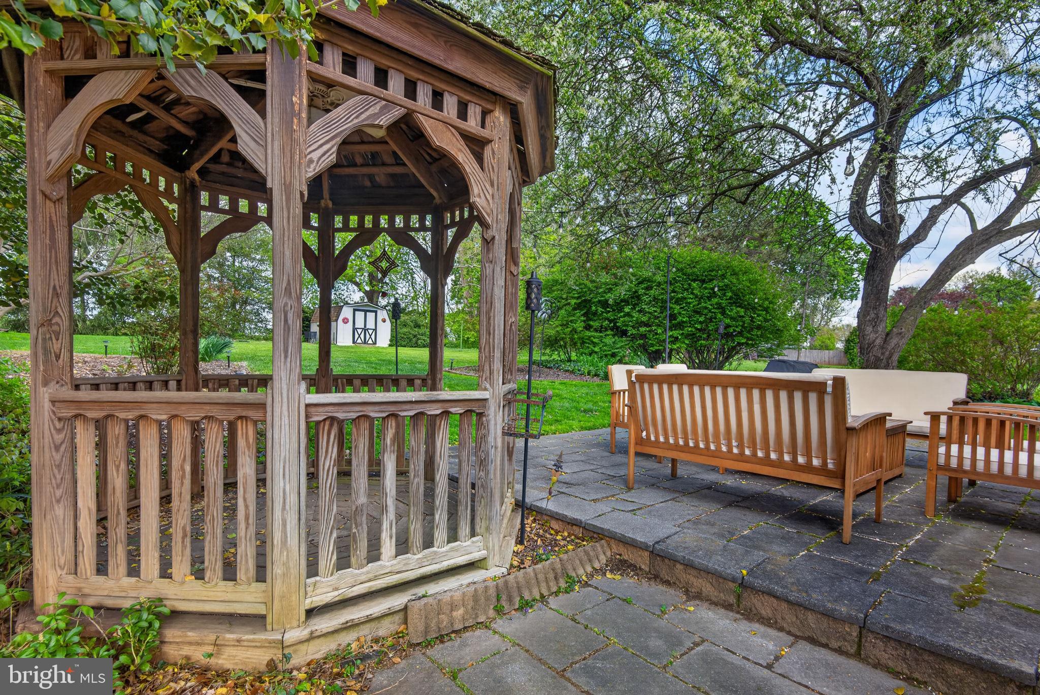 MILLERSVILLE - Residential