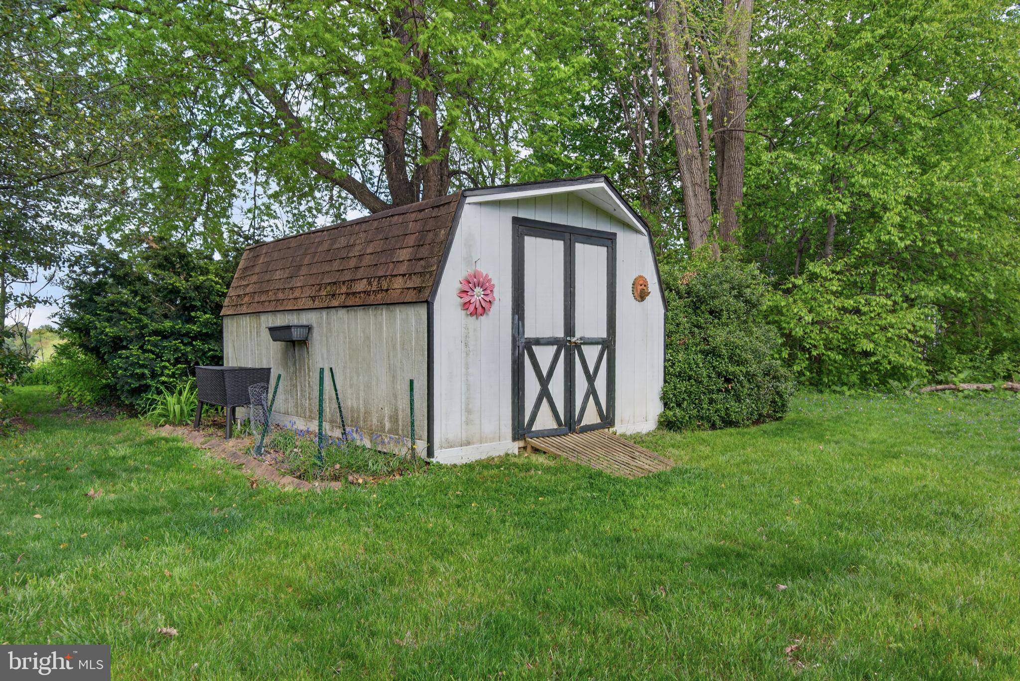 MILLERSVILLE - Residential