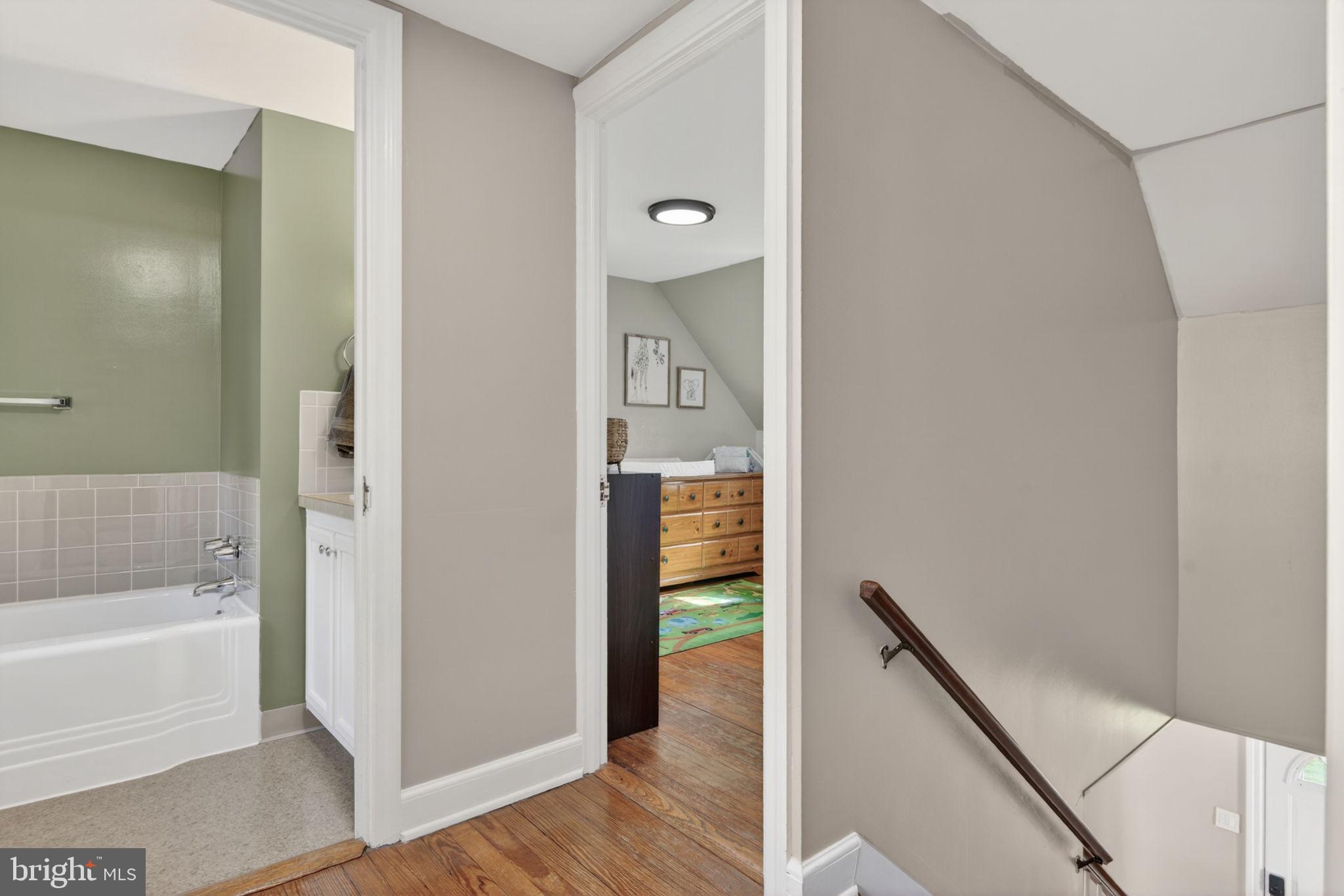 MILLERSVILLE - Residential