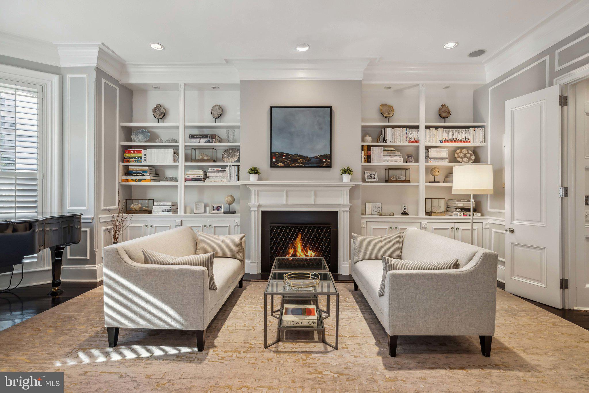 LOGAN CIRCLE - Residential