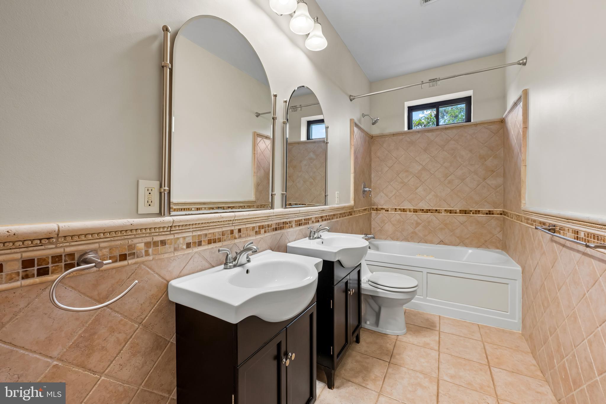 RESERVOIR HILL - Residential