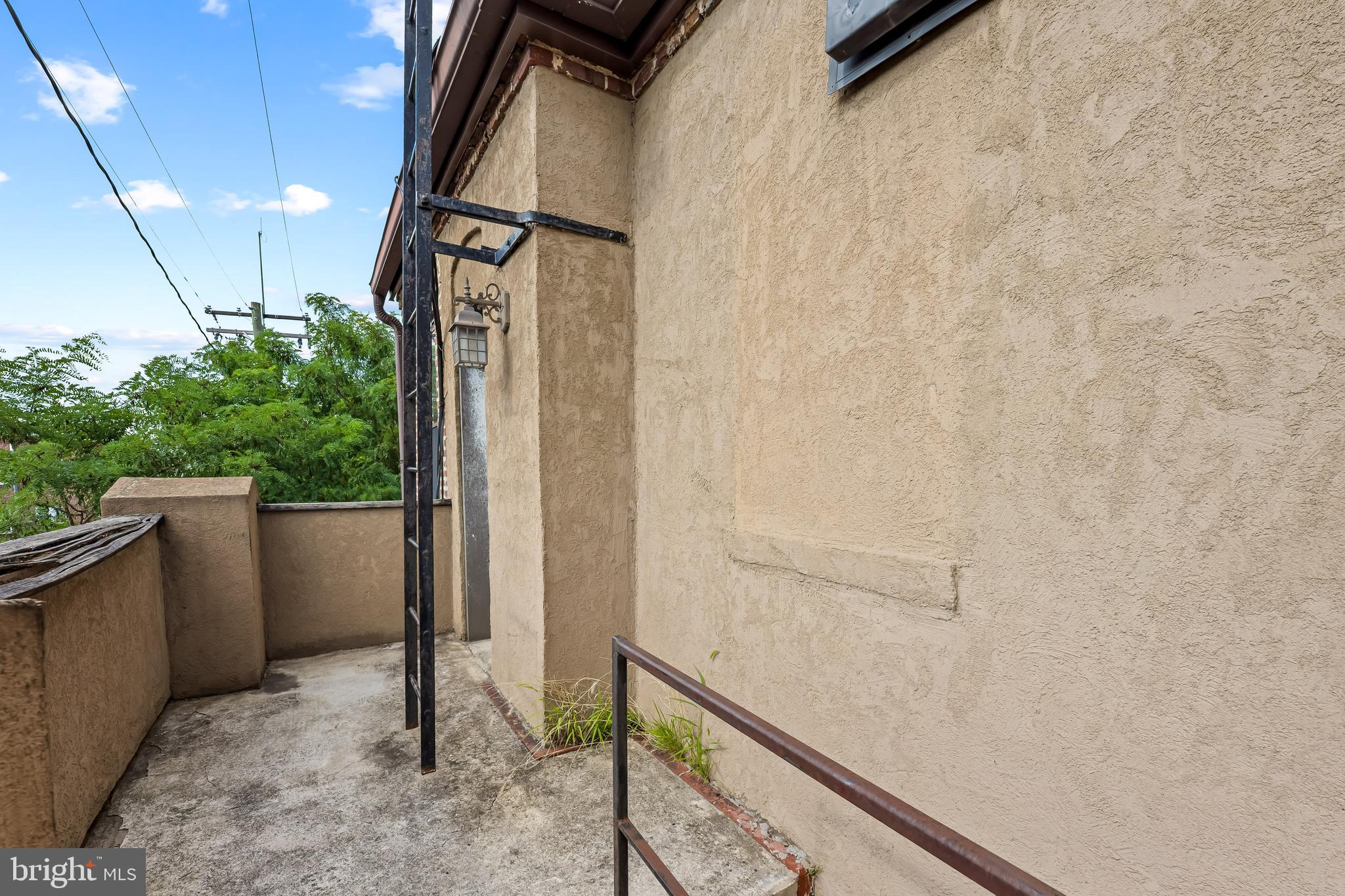 RESERVOIR HILL - Residential