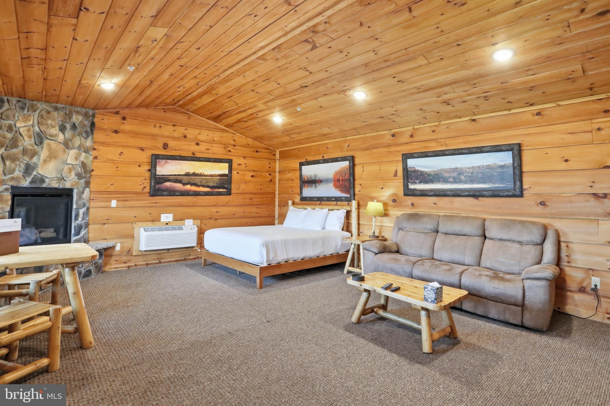 THE LODGES AT SUNSET VILLAGE - Residential