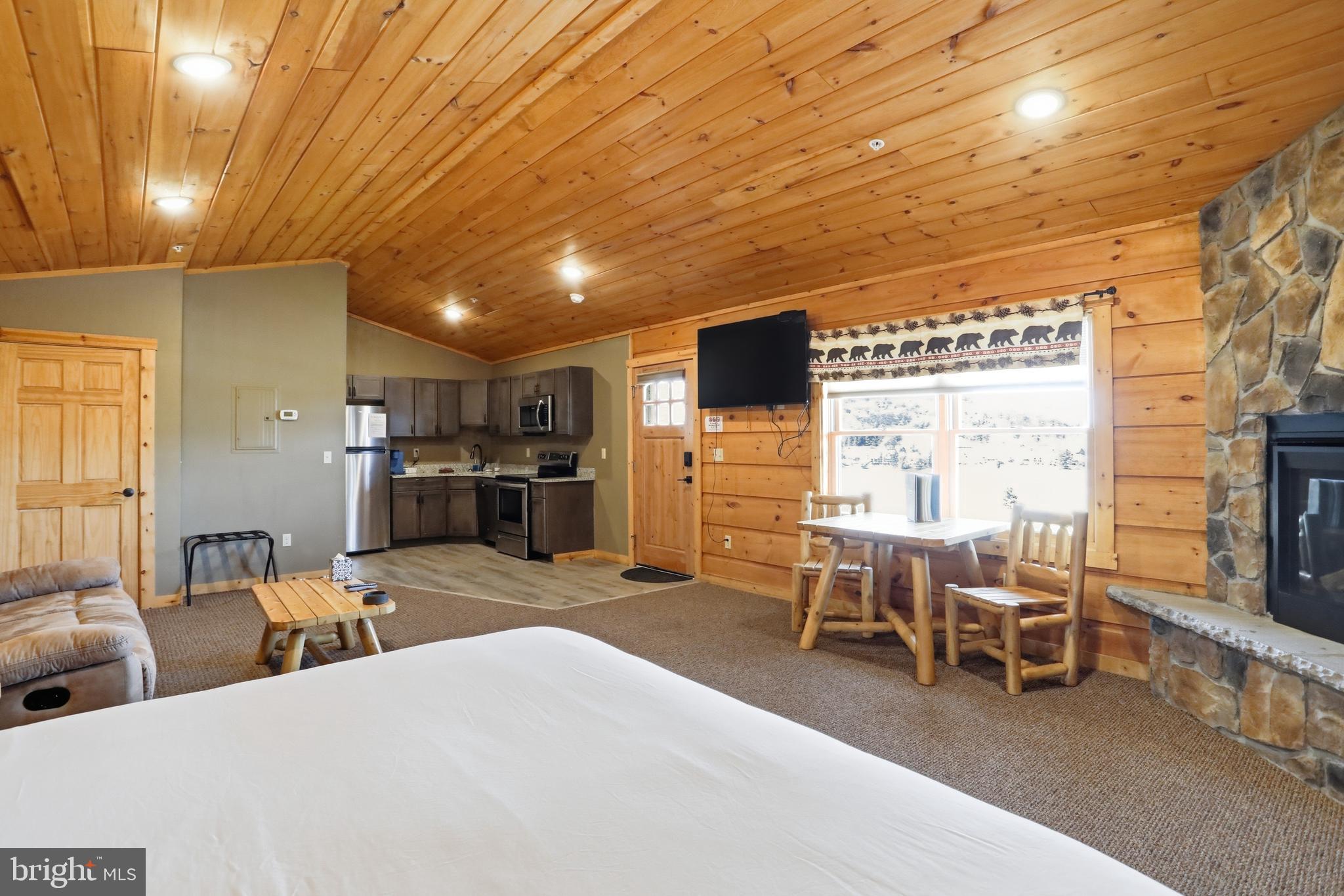 THE LODGES AT SUNSET VILLAGE - Residential