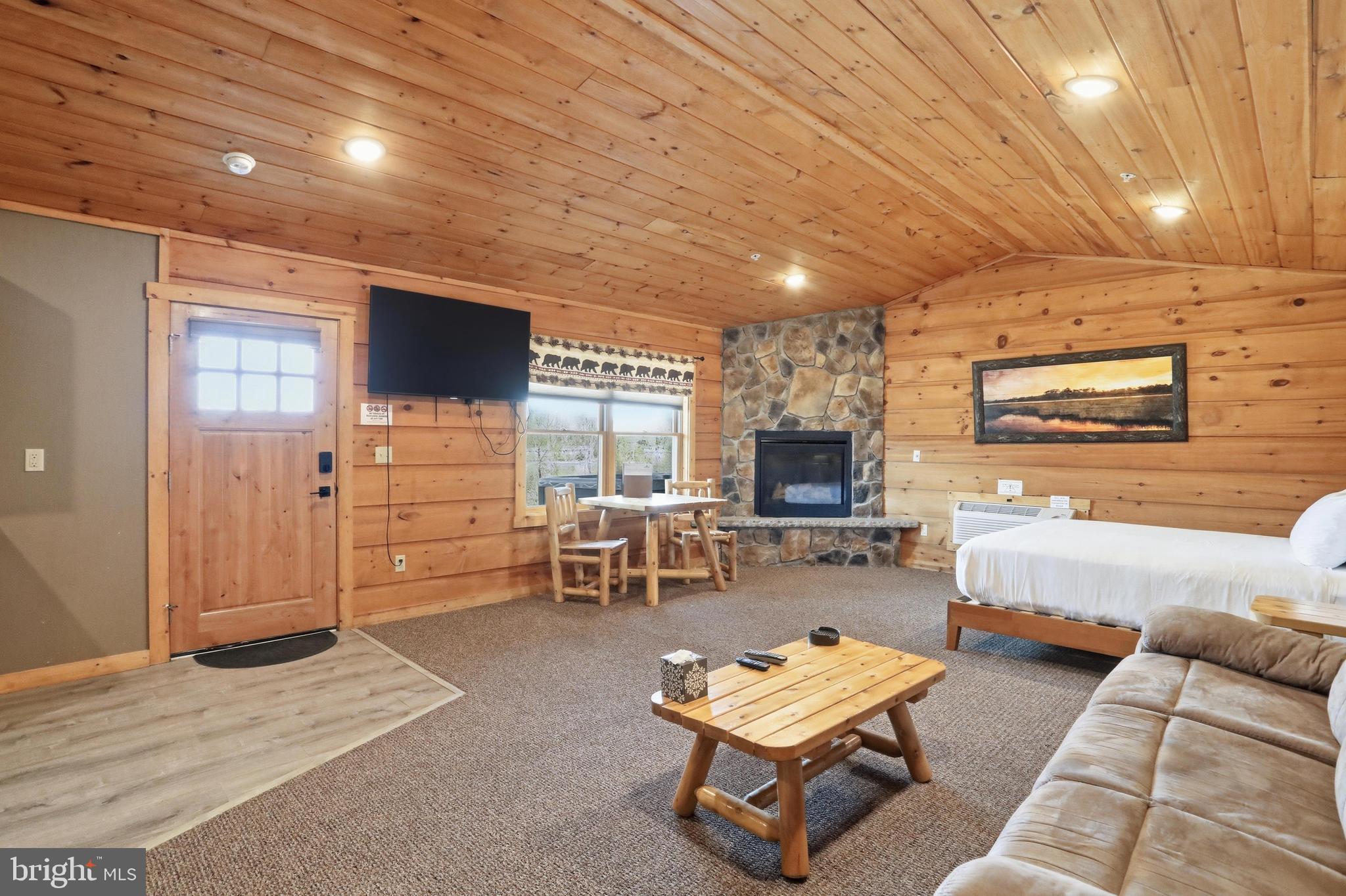 THE LODGES AT SUNSET VILLAGE - Residential